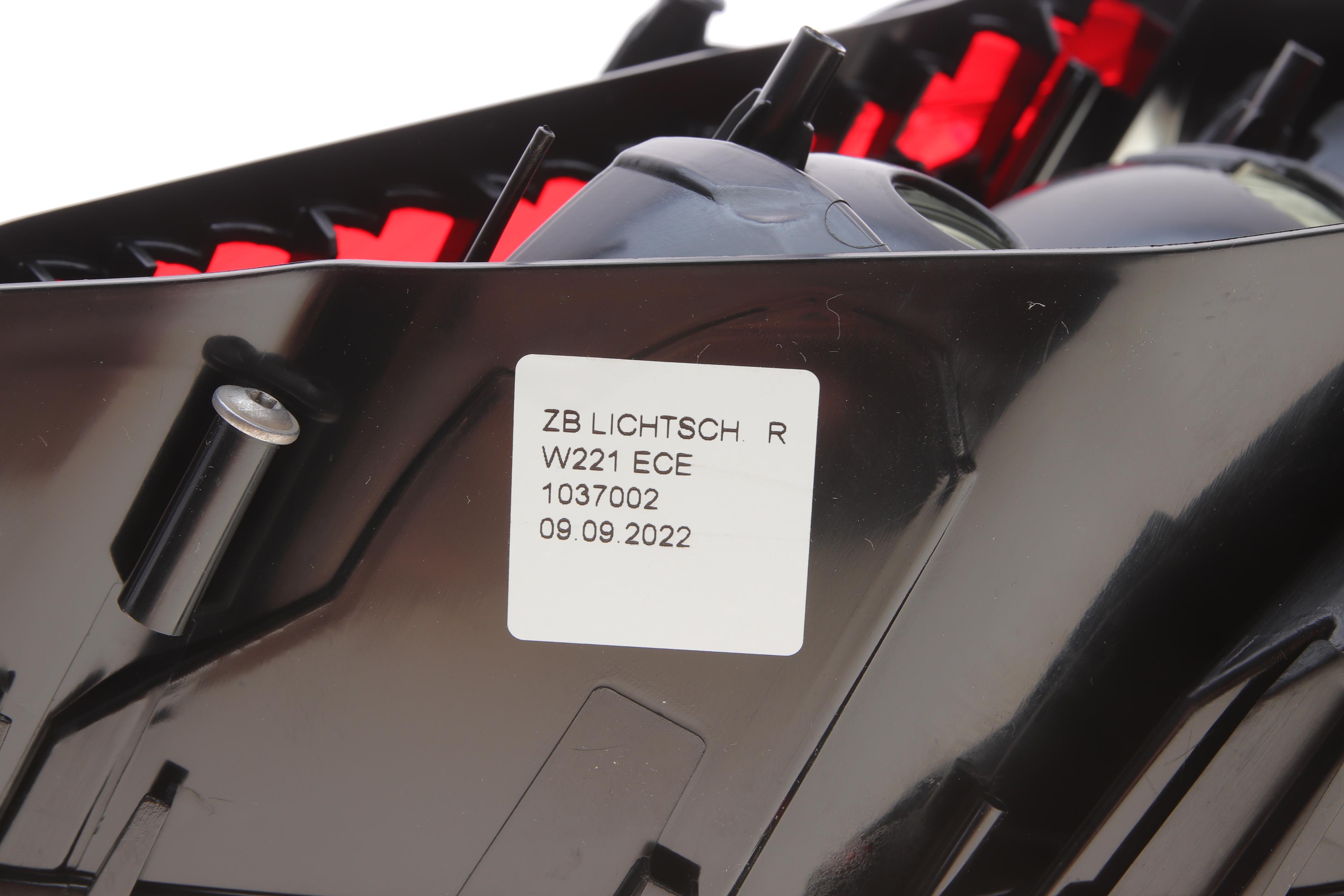 Ліхтар задній MB S-class (W221) 05-13 (R)