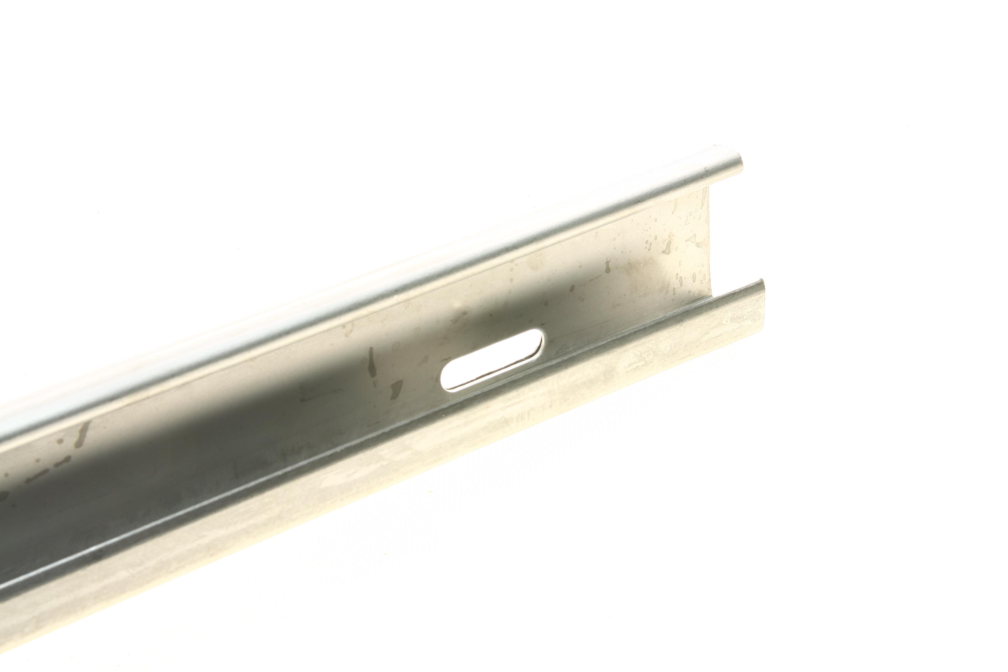 Планка дверей (бічних/середня) направляюча MB Sprinter 96-