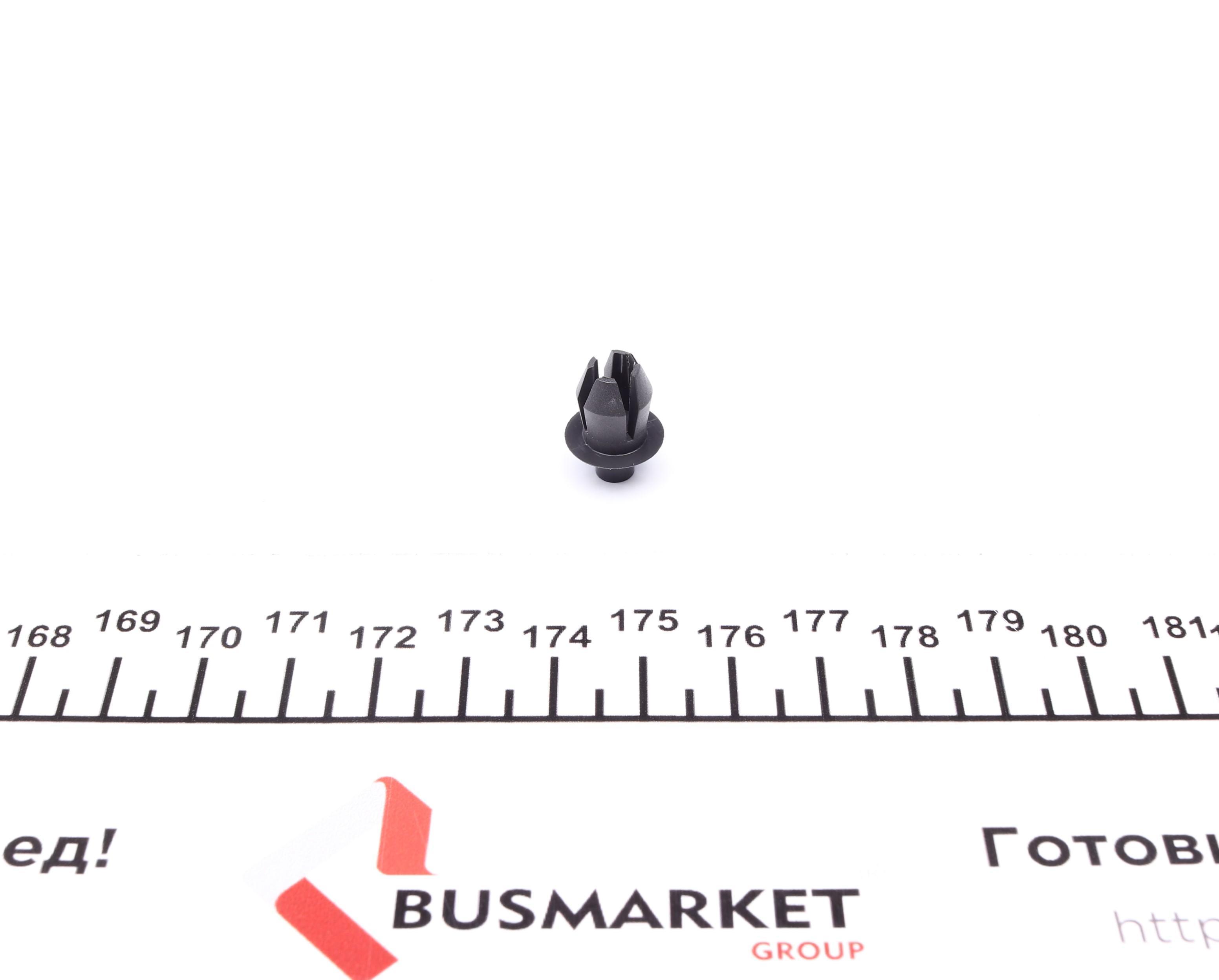 Кліпса кріплення обшивки Audi/Seat/Ford/VW