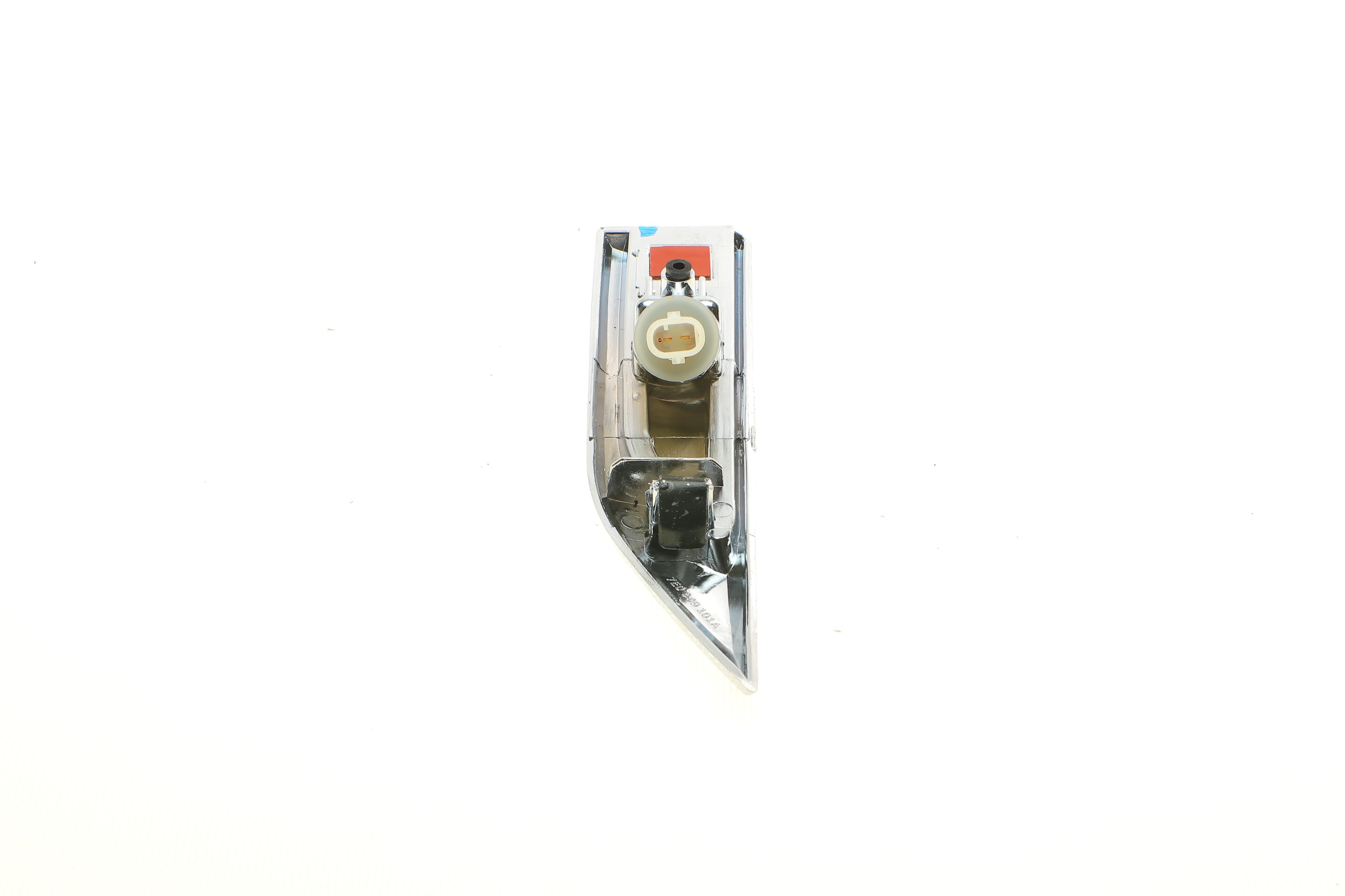 Повторювач повороту на крило VW T6 15- (L)