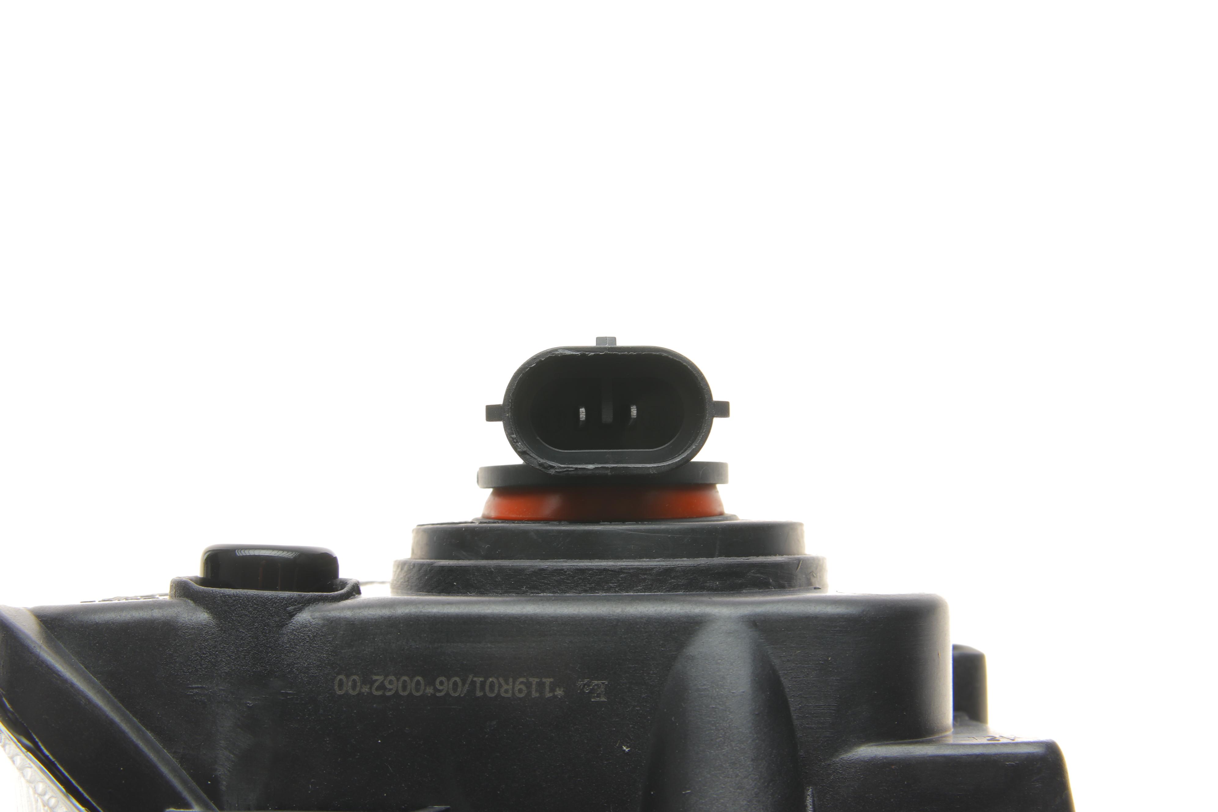 Фара протитуманна VW Passat 10-14 (L)