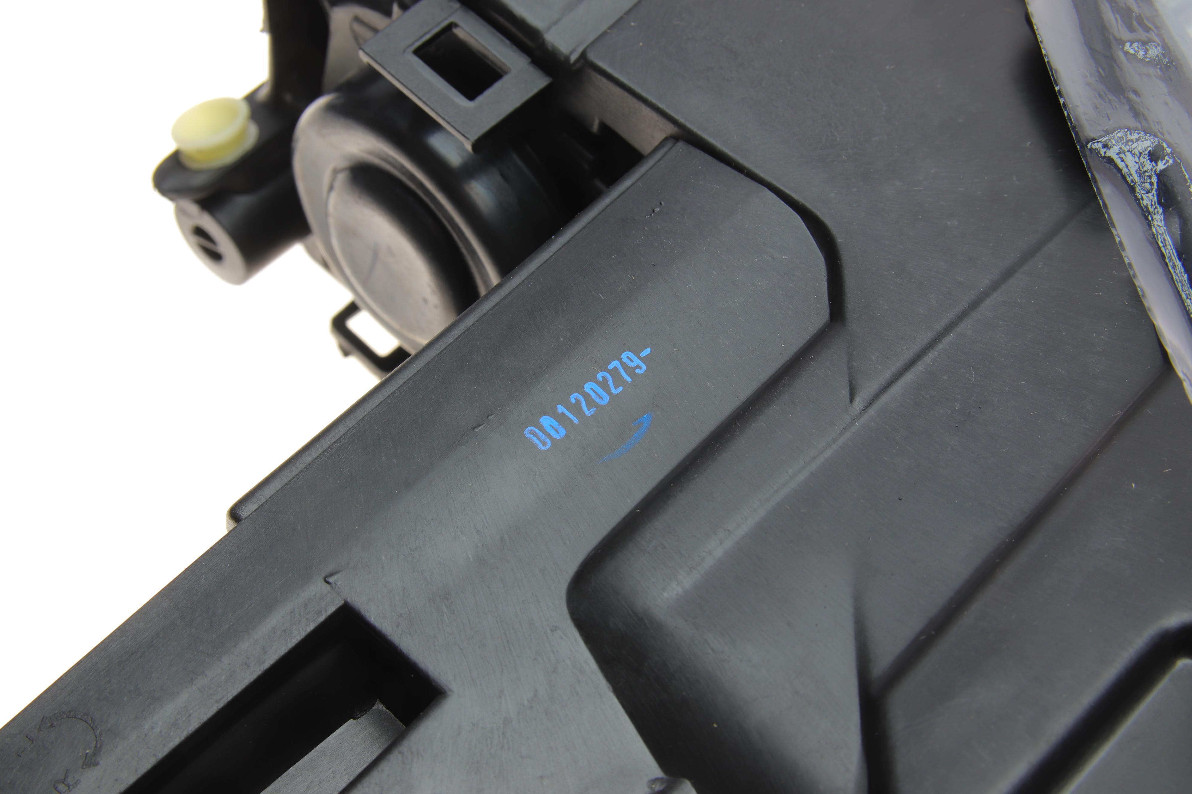 Фара (R) Skoda Octavia II 04-13