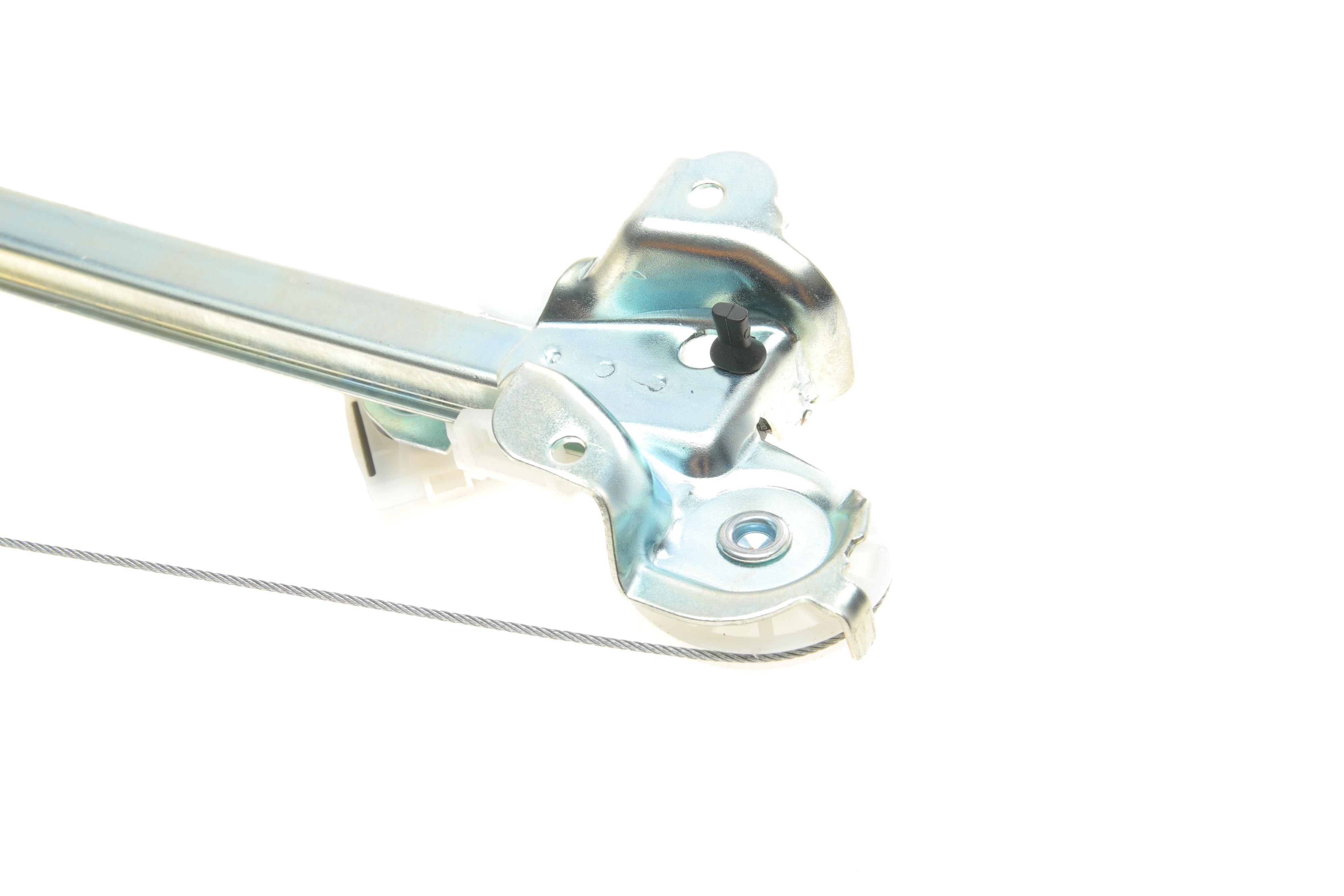 Склопідіймач MB E-class (W210/S210) 95-03 (ззаду) (R) (елекричний)