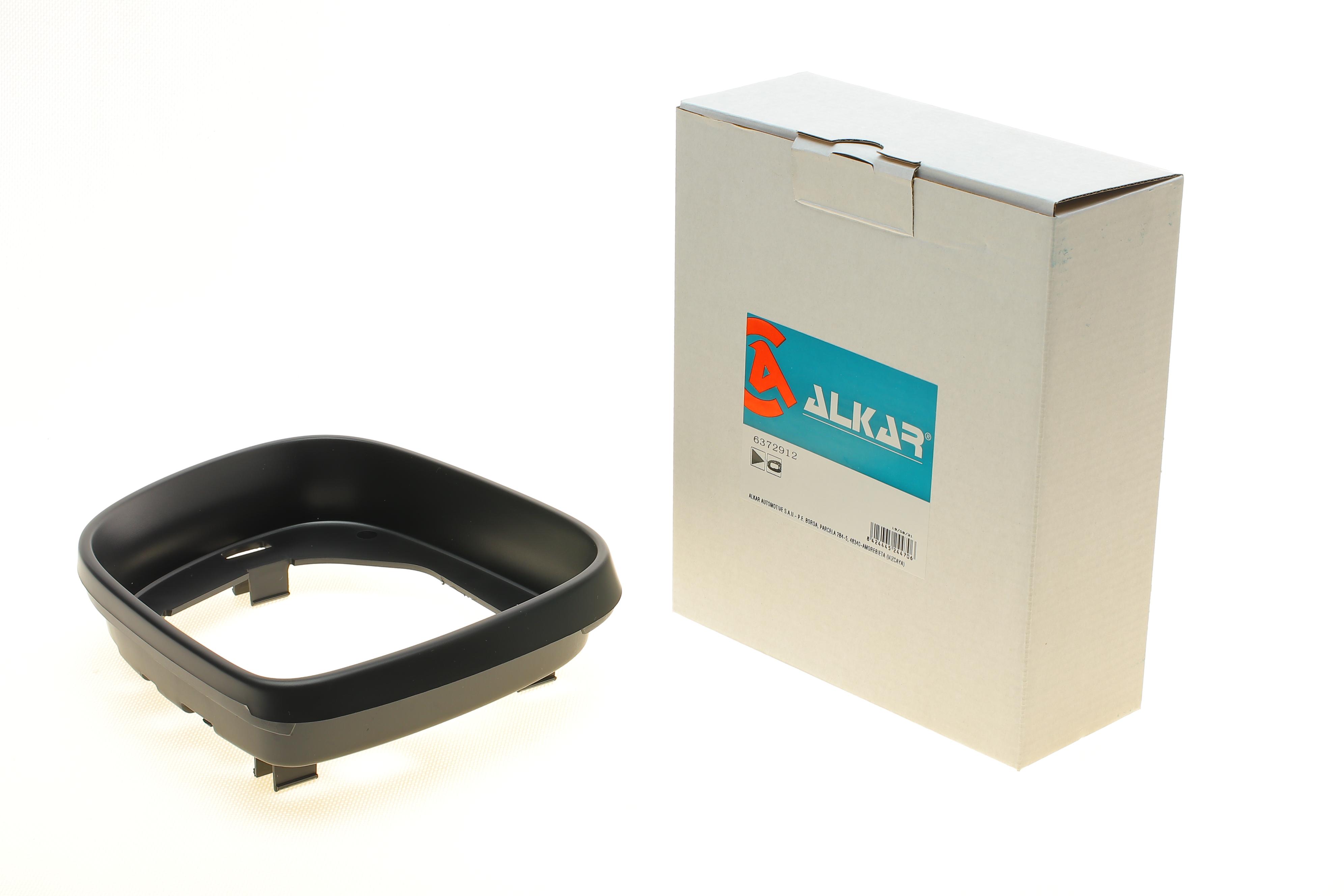 Рамка дзеркала (R) VW T6 2.0 TDI 15-