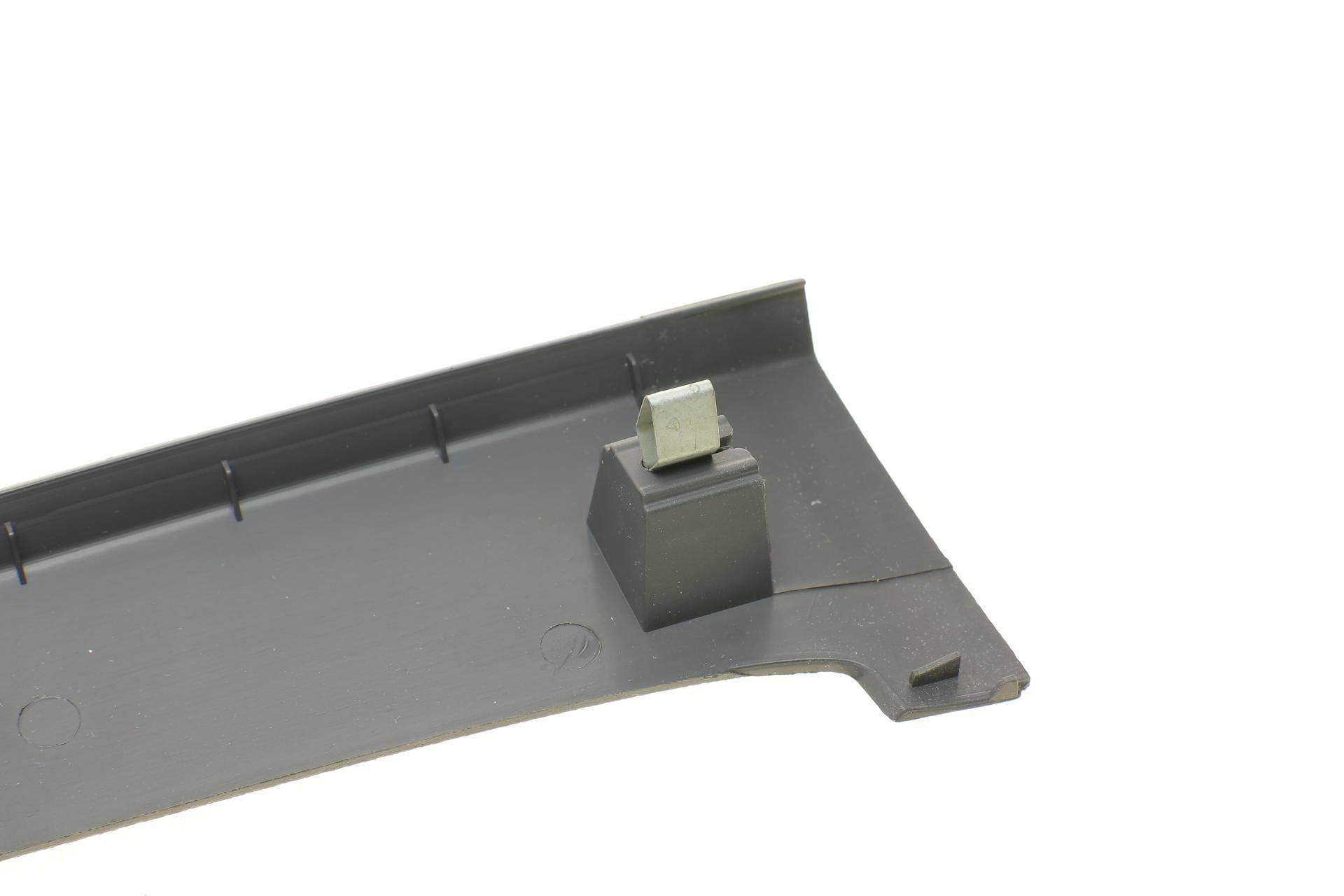 Планка - облицьова стійка VW Caddy III 04- (L)