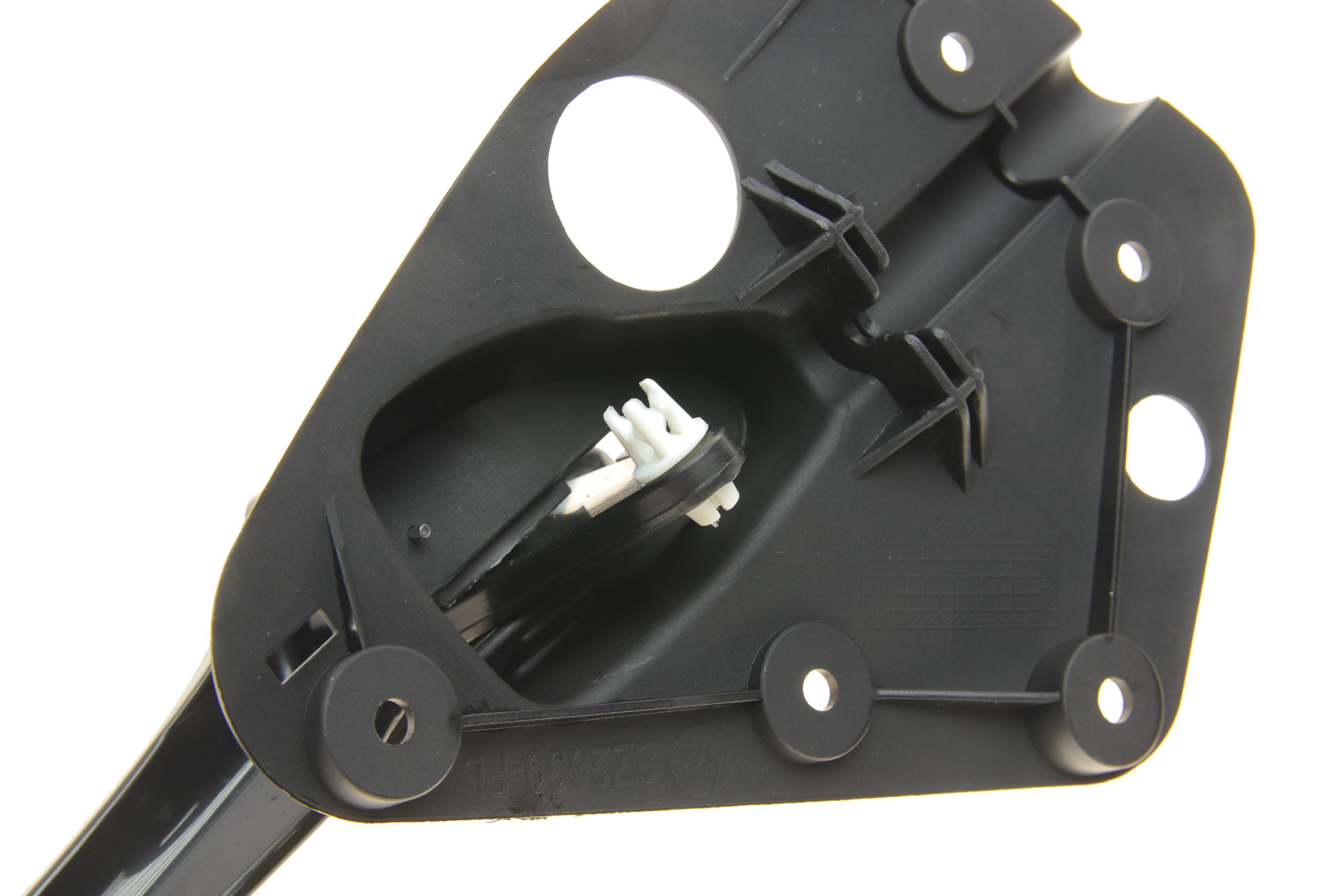 Ручка дверей (передніх/внутрішня) MB Vito (W639) 03- (L)