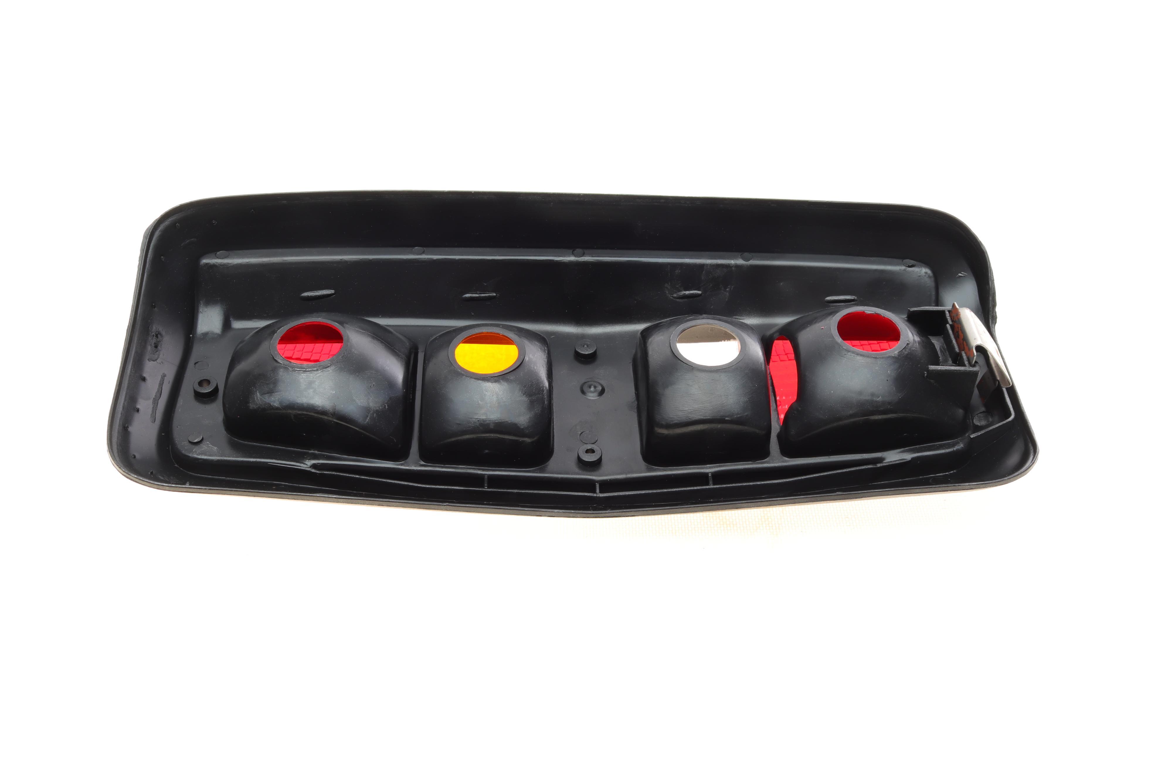 Ліхтар задній Ford Transit 83-85 (R) (без плати)