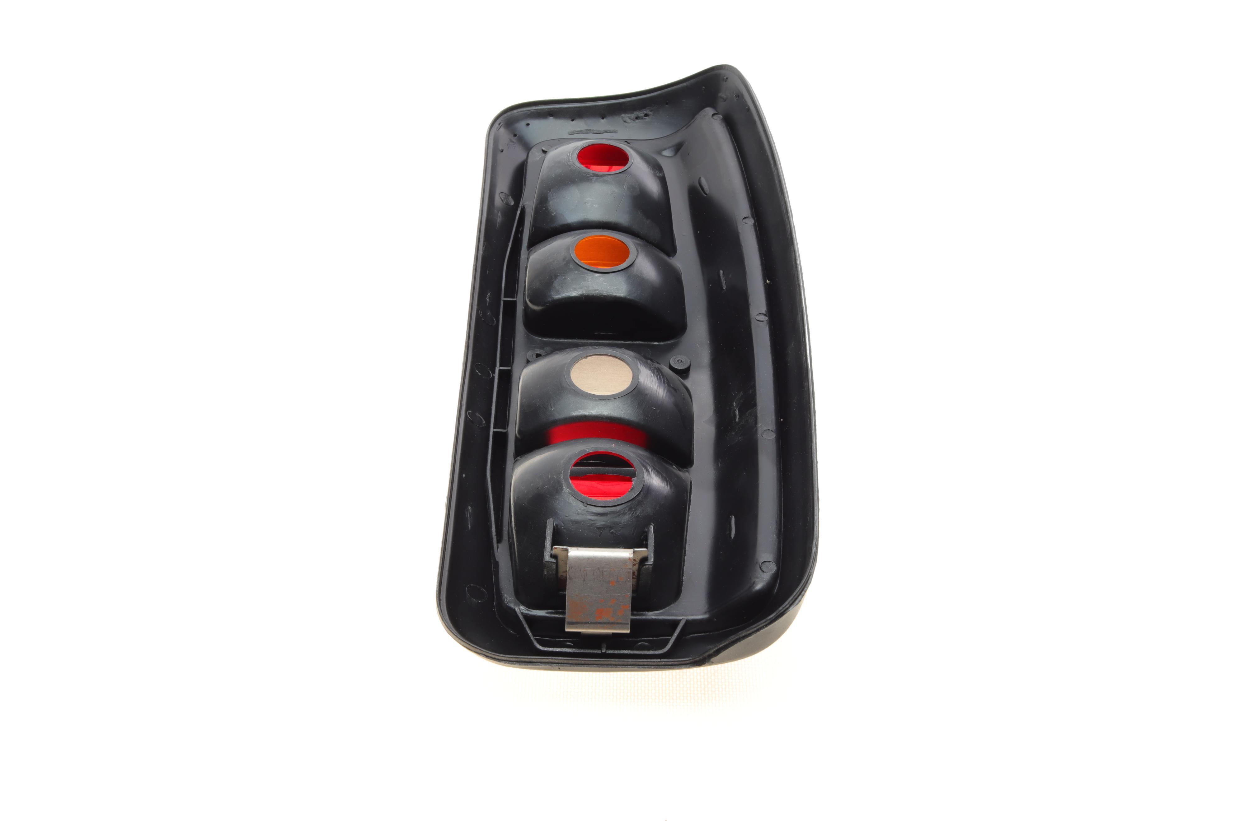 Ліхтар задній Ford Transit 83-85 (R) (без плати)