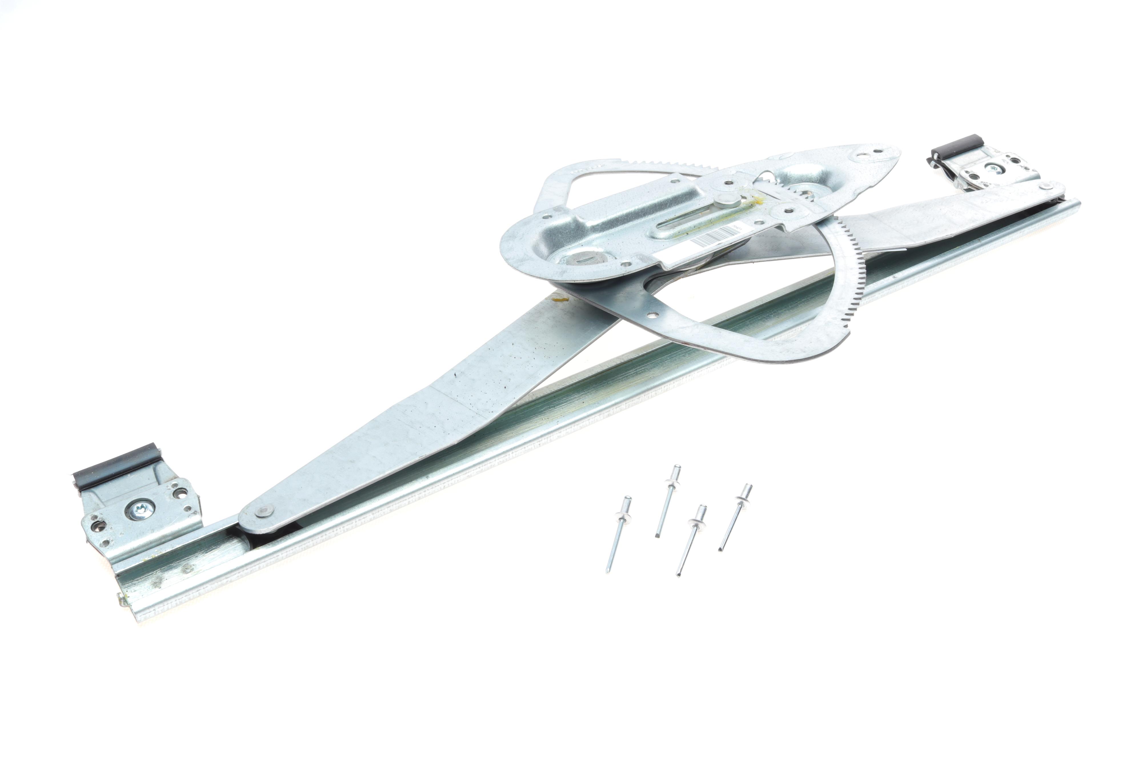 Склопідіймач (передній) Ford Focus/Volvo V50/S40 04-12 (L) (електро) (без моторчика)