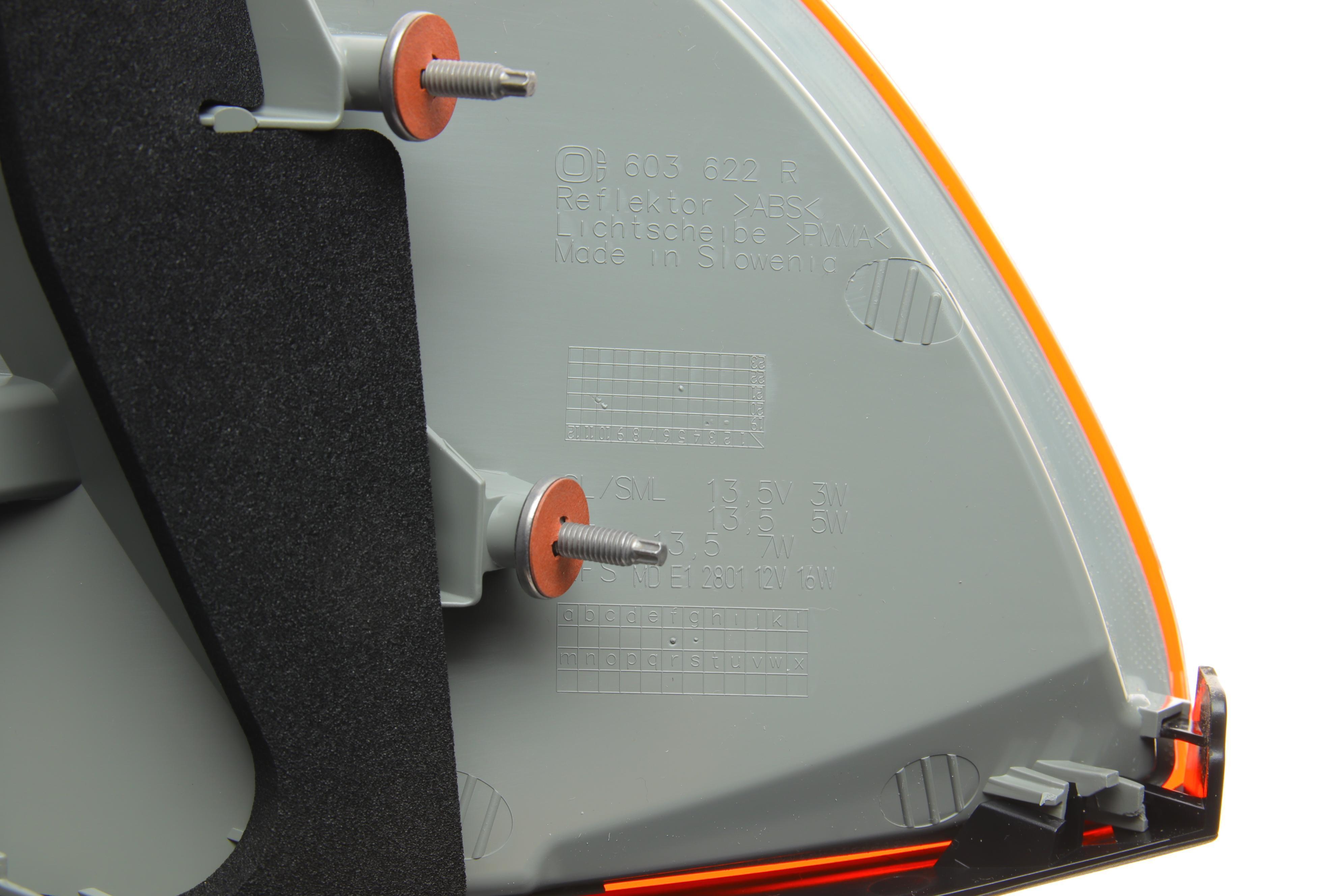 Ліхтар задній BMW 3 (E93) 10-13 (R)