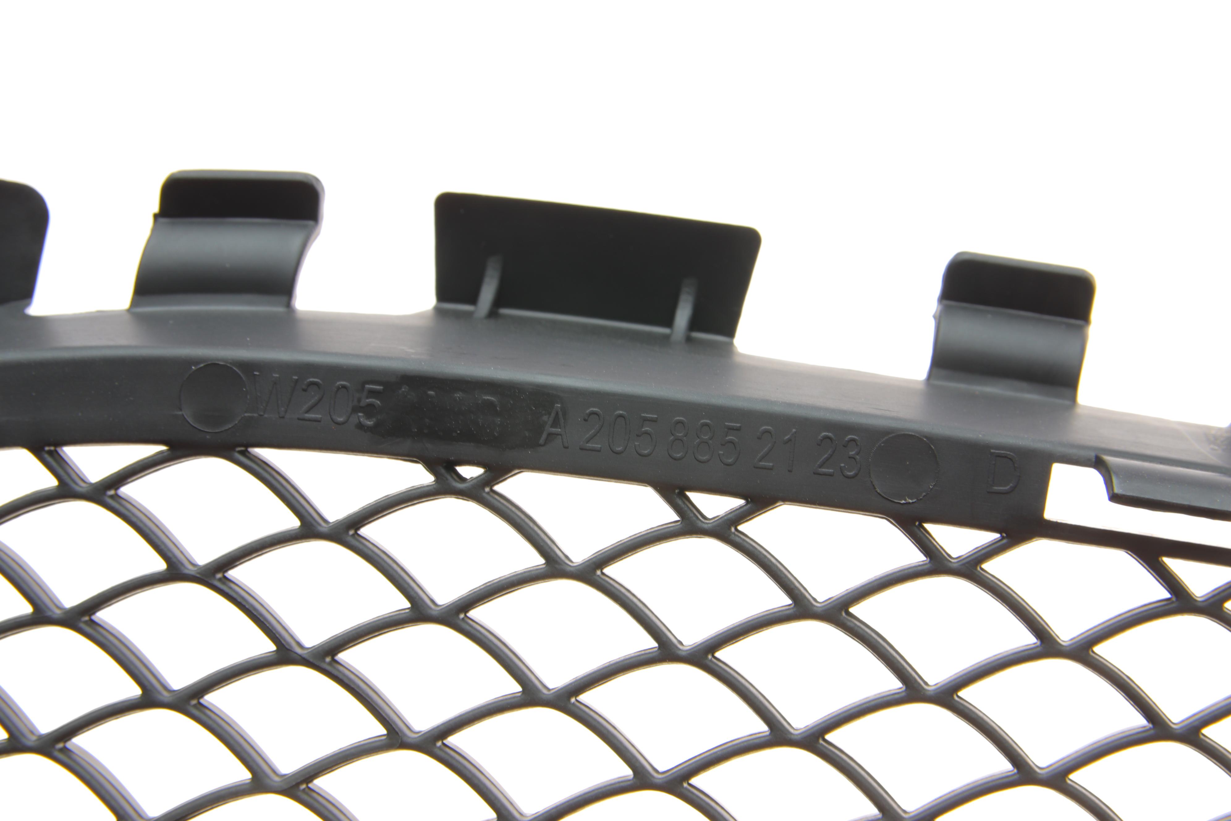 Решітка бампера MB C-class (W205) 13- (посередині)