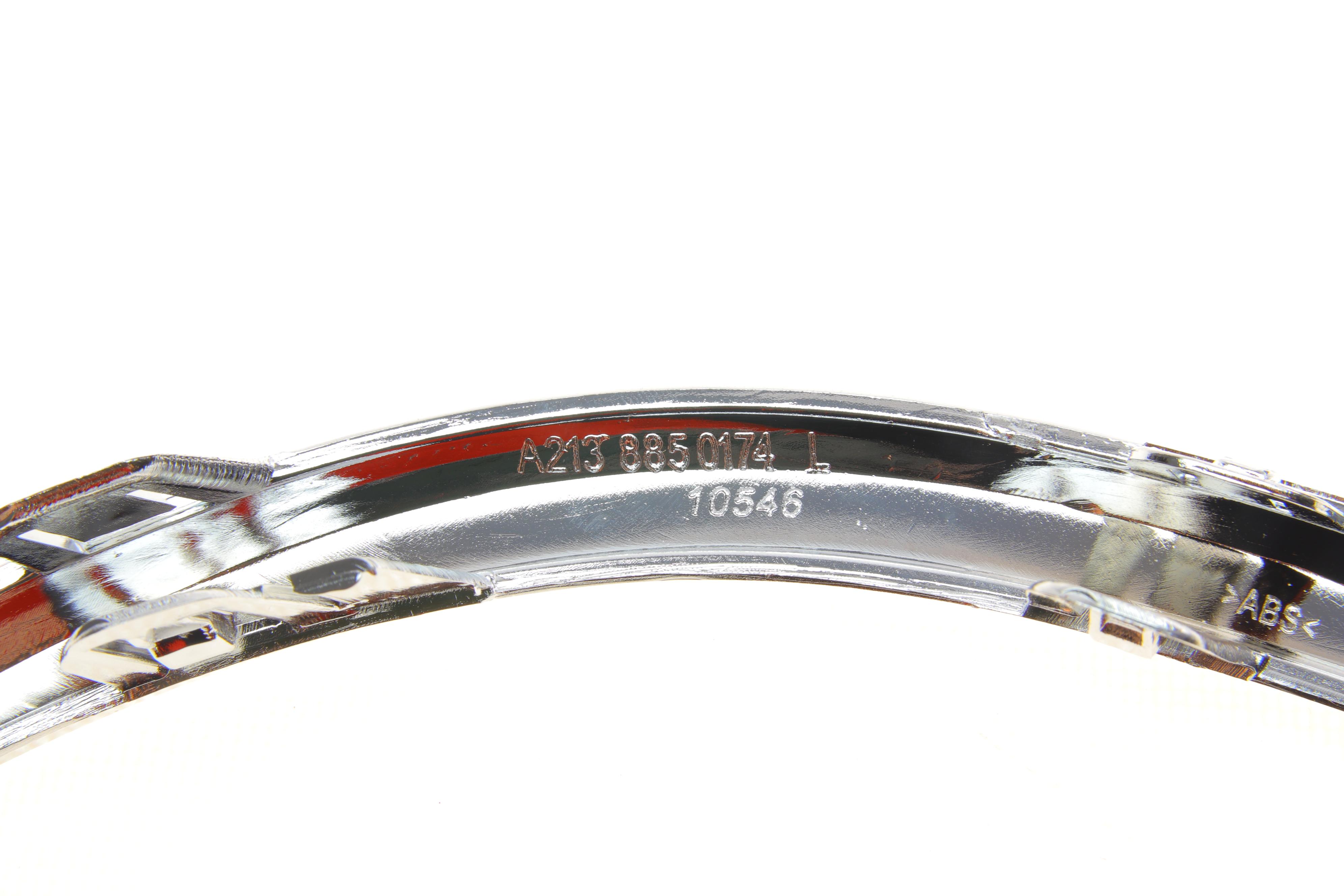 Молдинг бампера (переднього) MB E-class (W213) 16- (R)