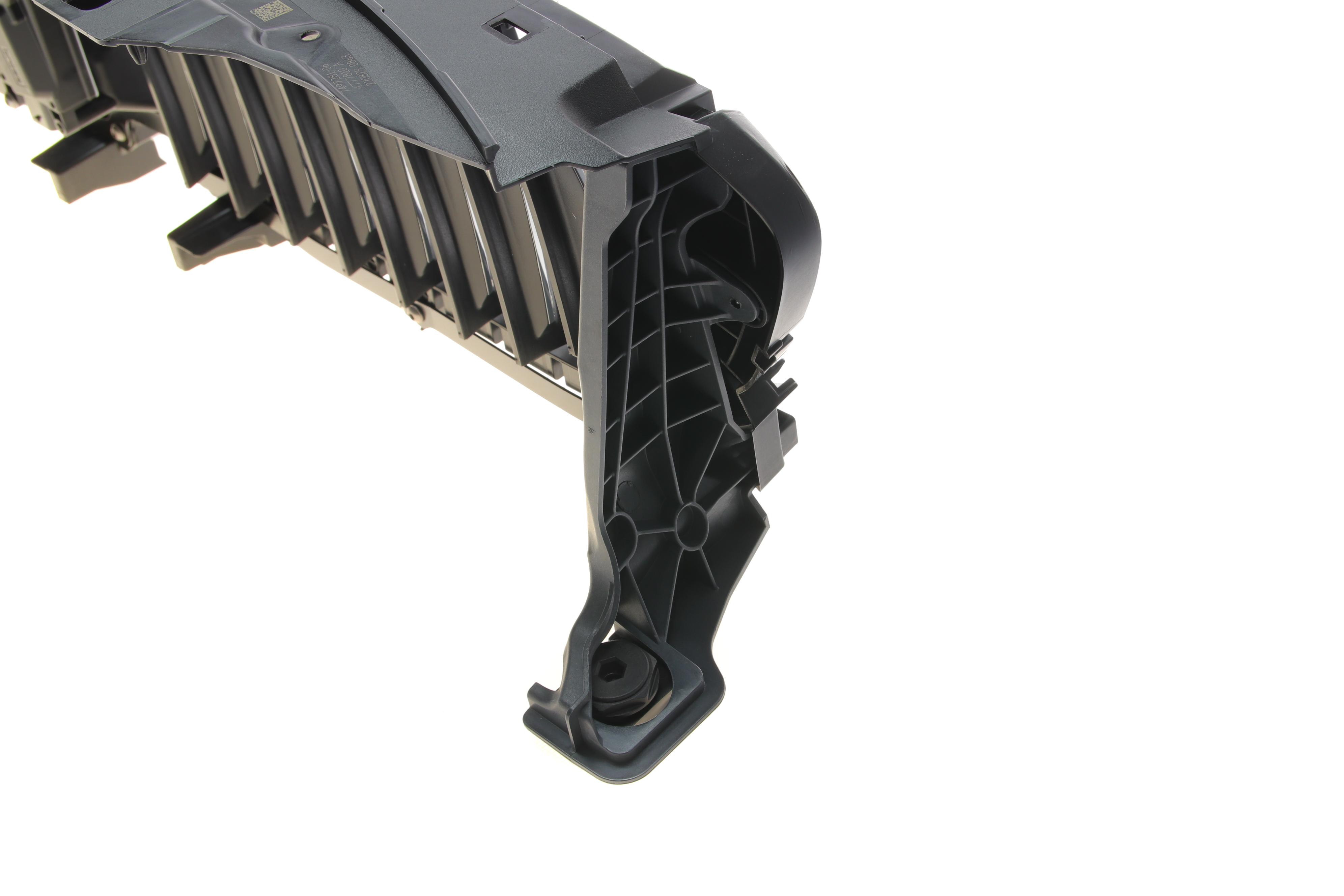 Решітка радіатора BMW  5 (G30) 16- (жалюзі)