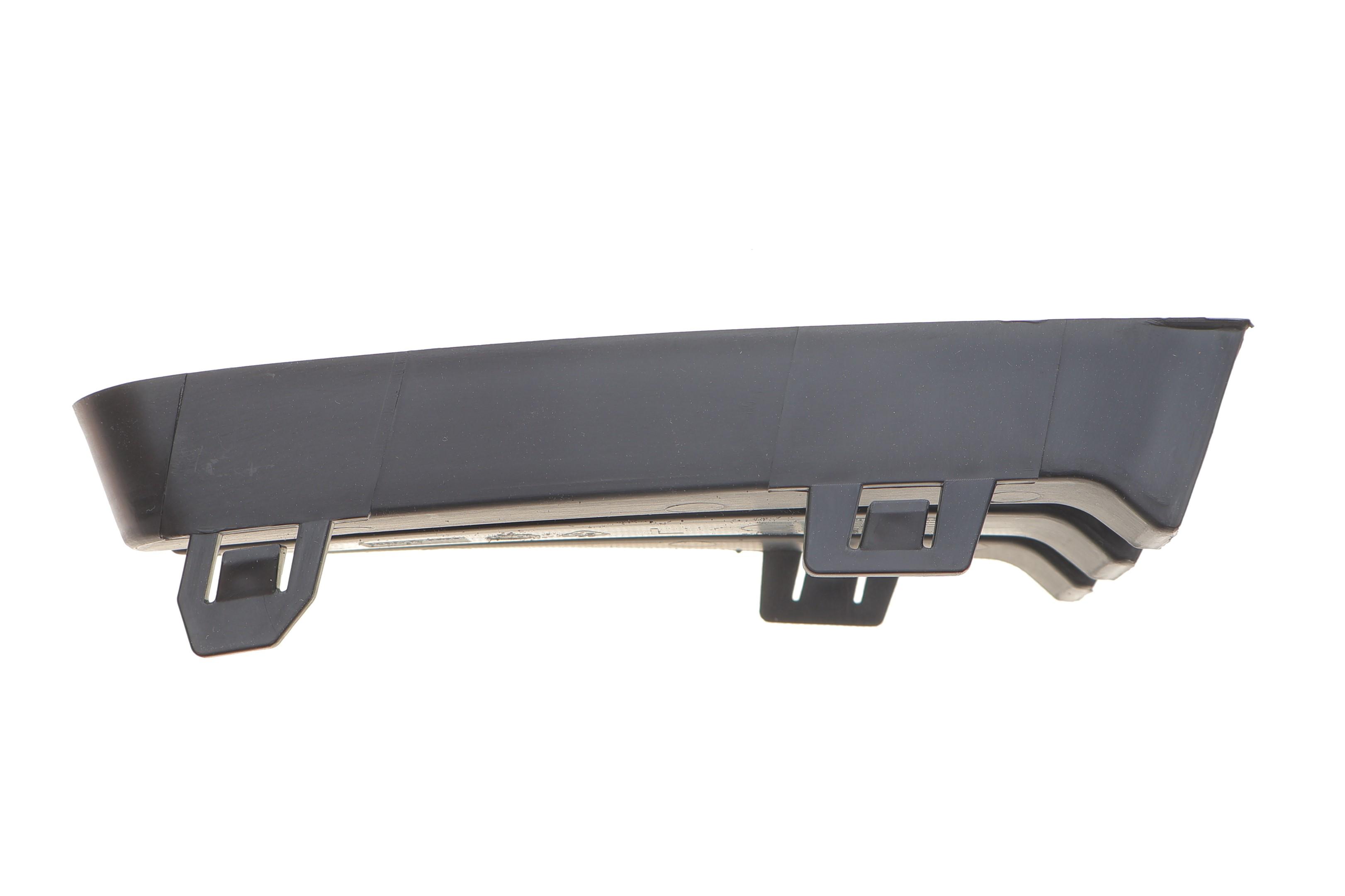 Решітка бампера Renault Megane 03-09 (L)