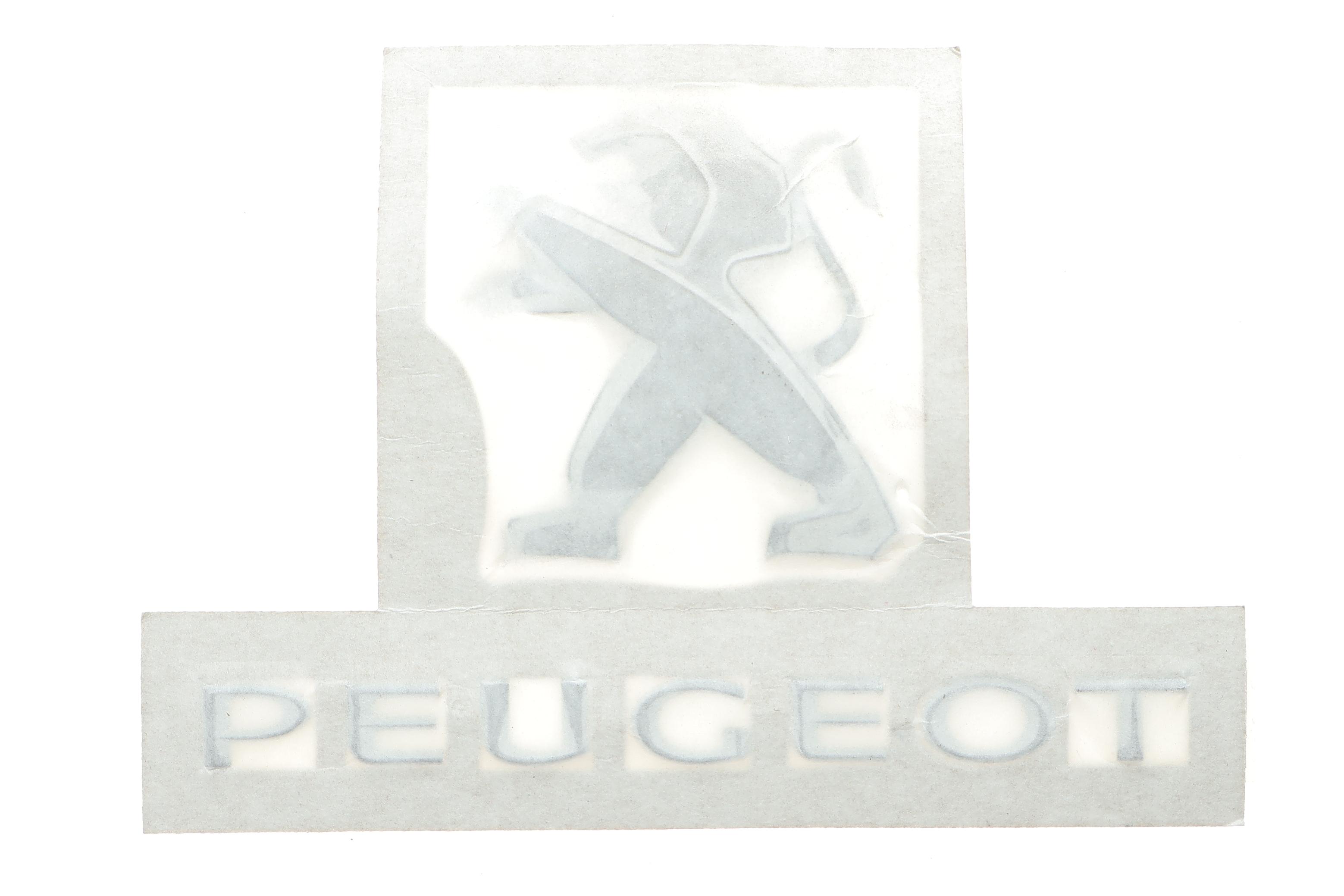 Емблема кришки багажника Peugeot 2008 15- (хром)