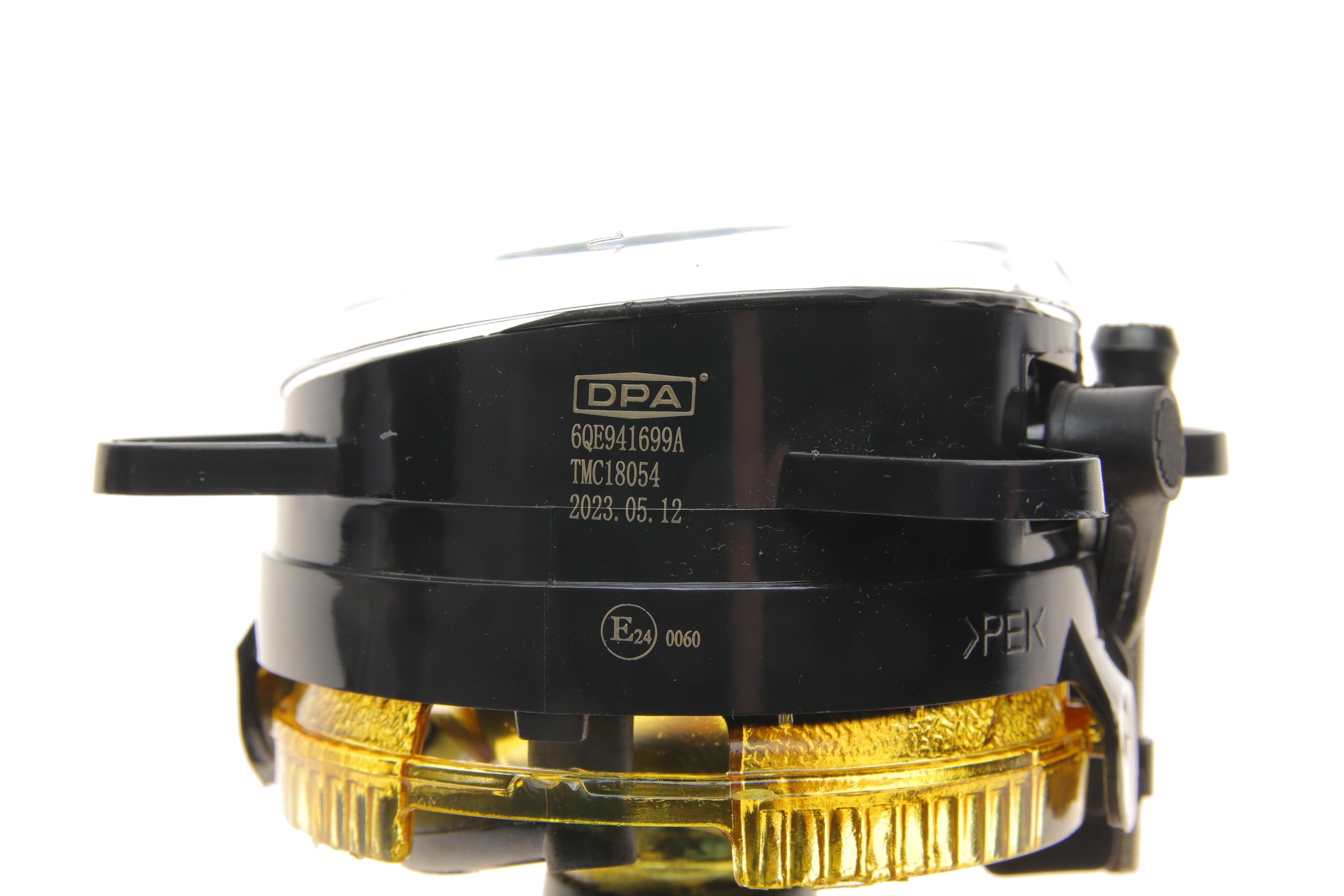 Фара протитуманна VW Polo/Touareg 01-10 (L)