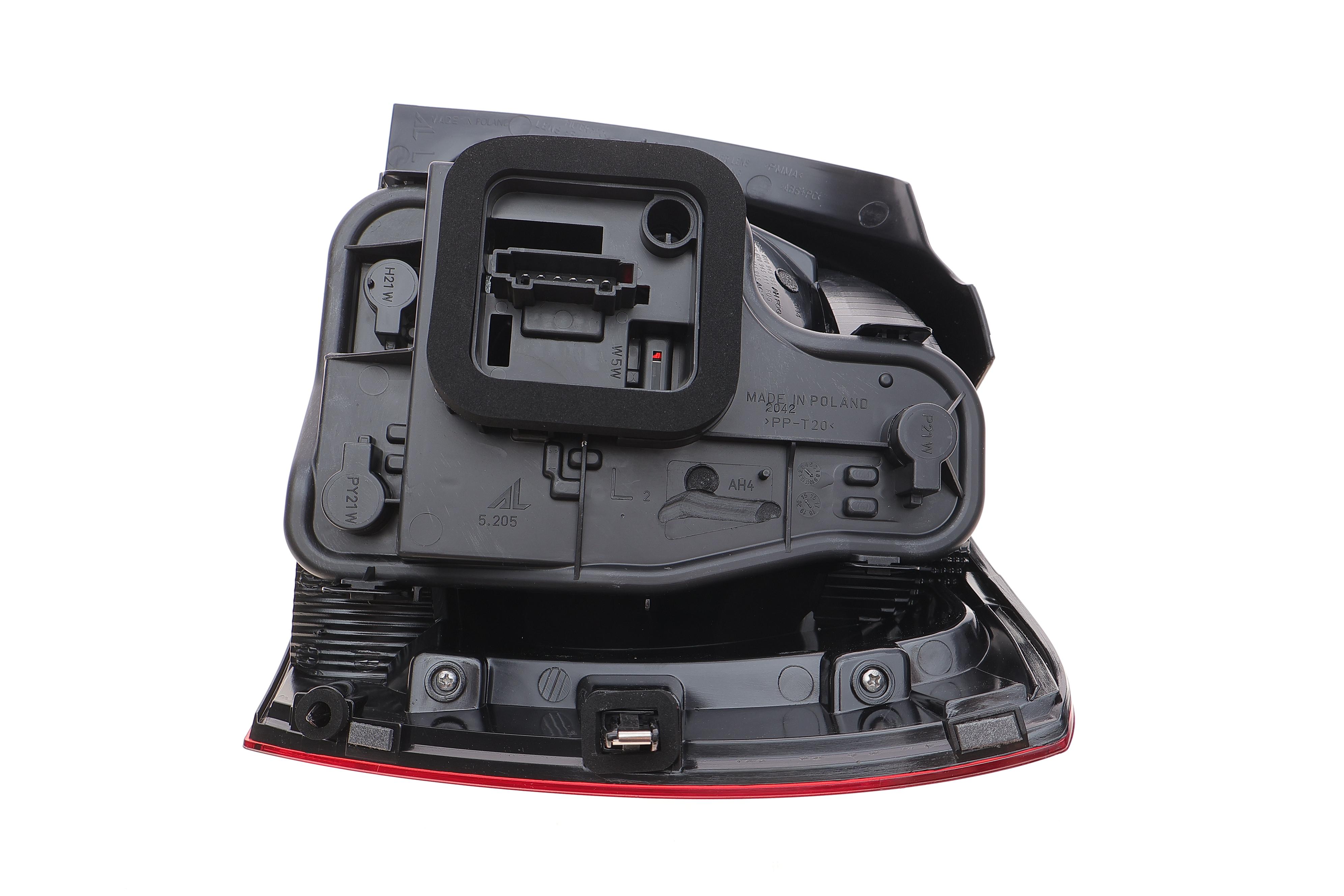 Ліхтар задній VW Polo 09-14 (L)