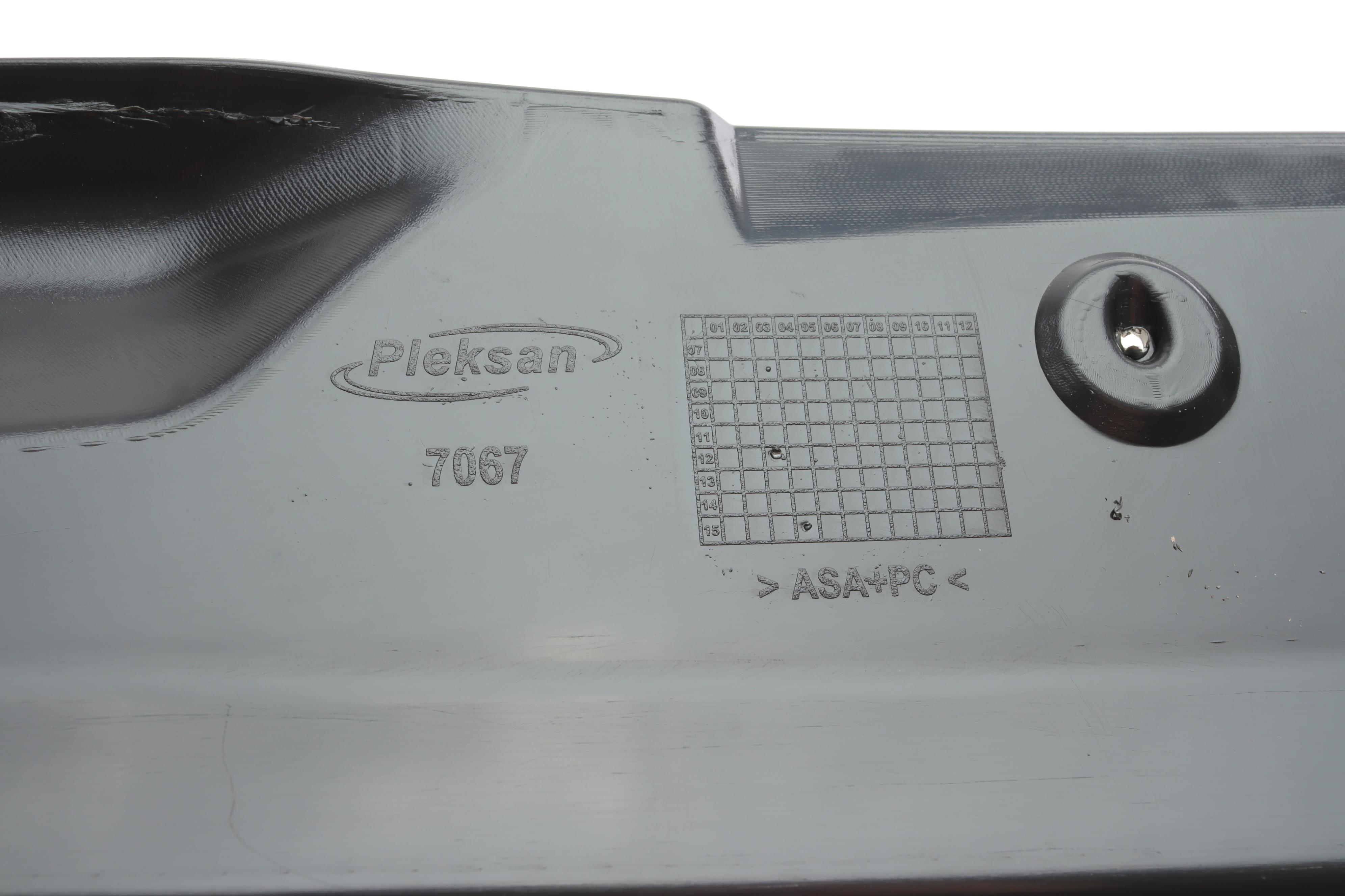 Решітка радіатора Ford Connect 03-06