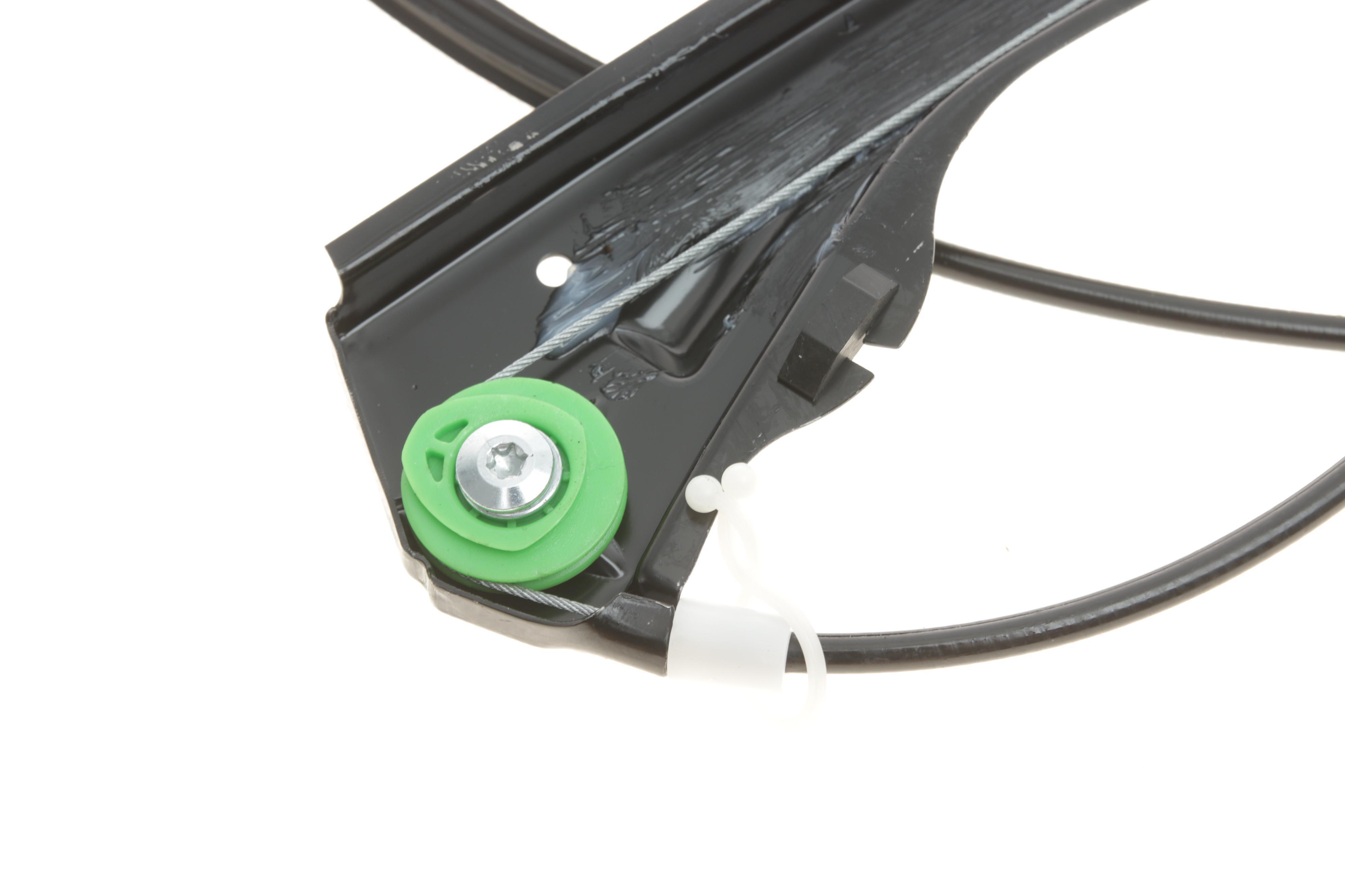 Склопідіймач (передній) VW Golf 03-09 (R) (електро) (без моторчика)