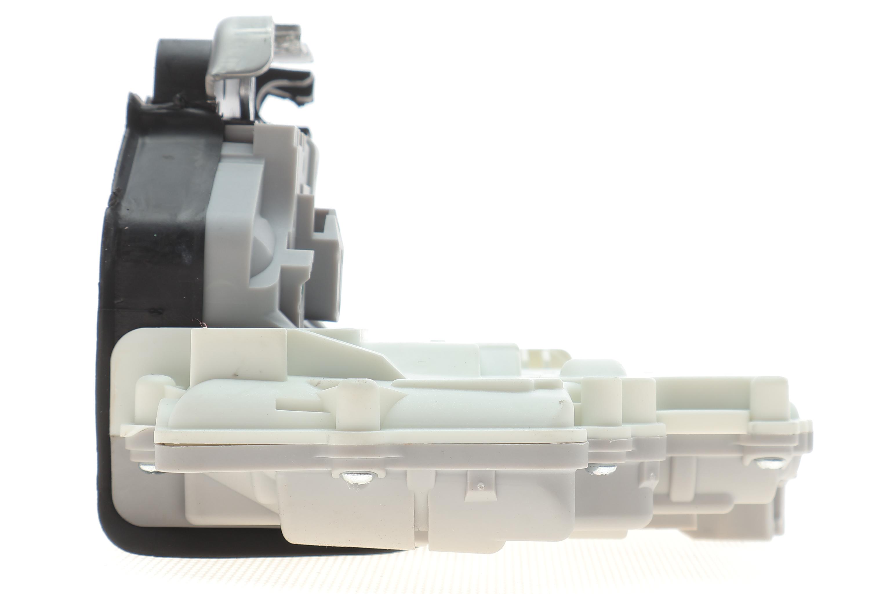 Замок дверей (задніх/L) Audi A4/A5 07-16/Q3 11-18/Q5 08-17/Q7 06-15