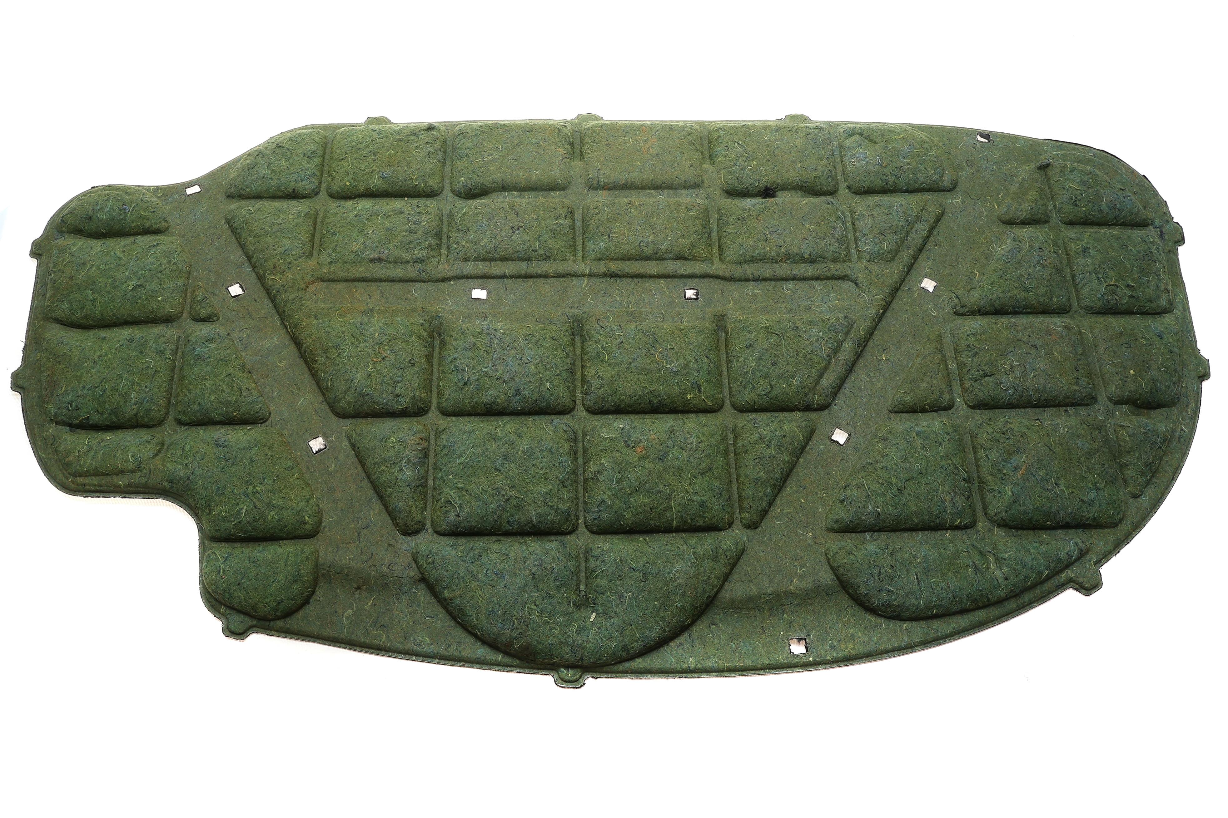 Шумоізоляція капоту VW Golf V 03-09/Jetta III/IV 04-17