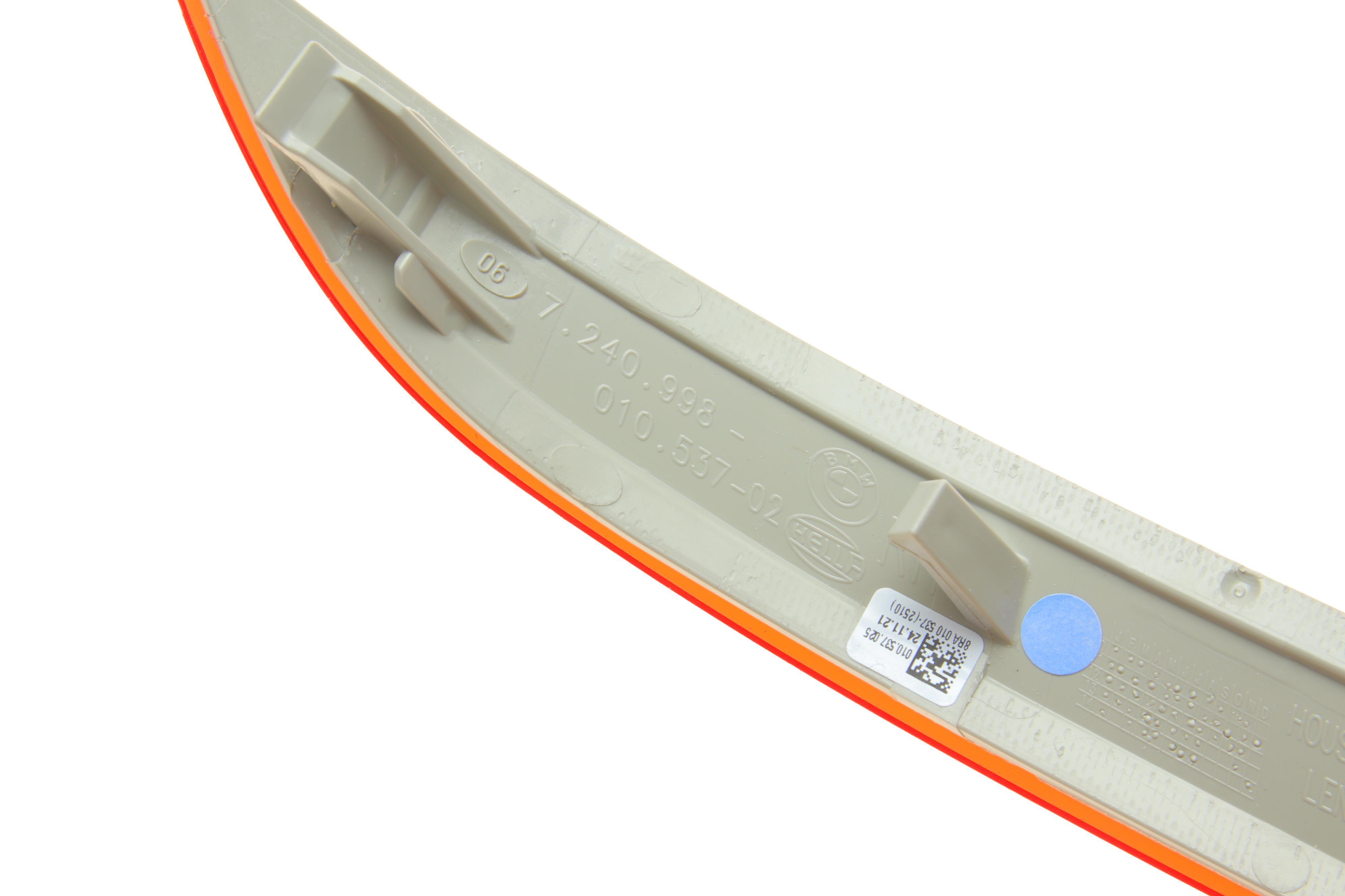 Світловідбивач бампера (заднього) BMW X5 (E70) 10-13 (R)