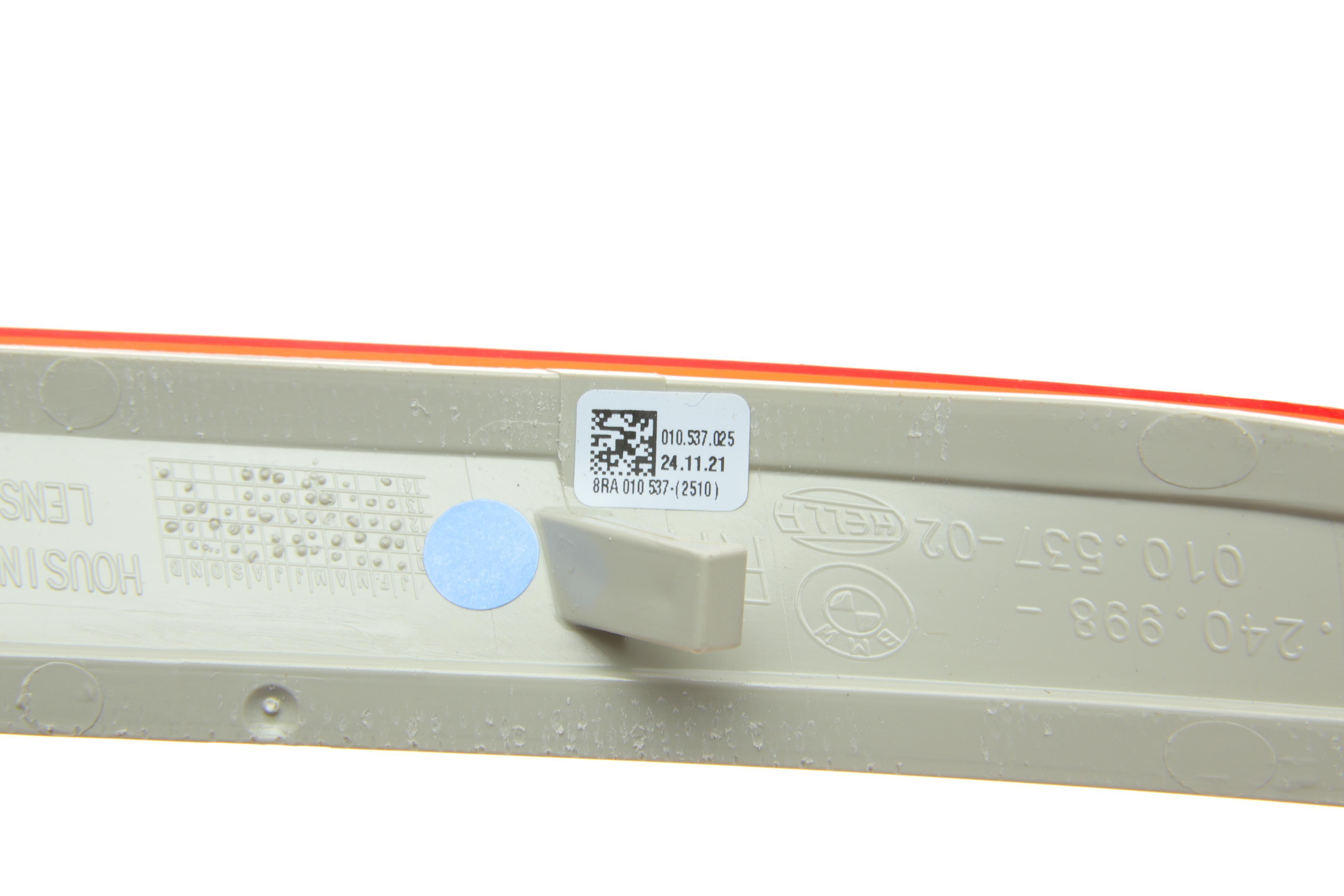 Світловідбивач бампера (заднього) BMW X5 (E70) 10-13 (R)