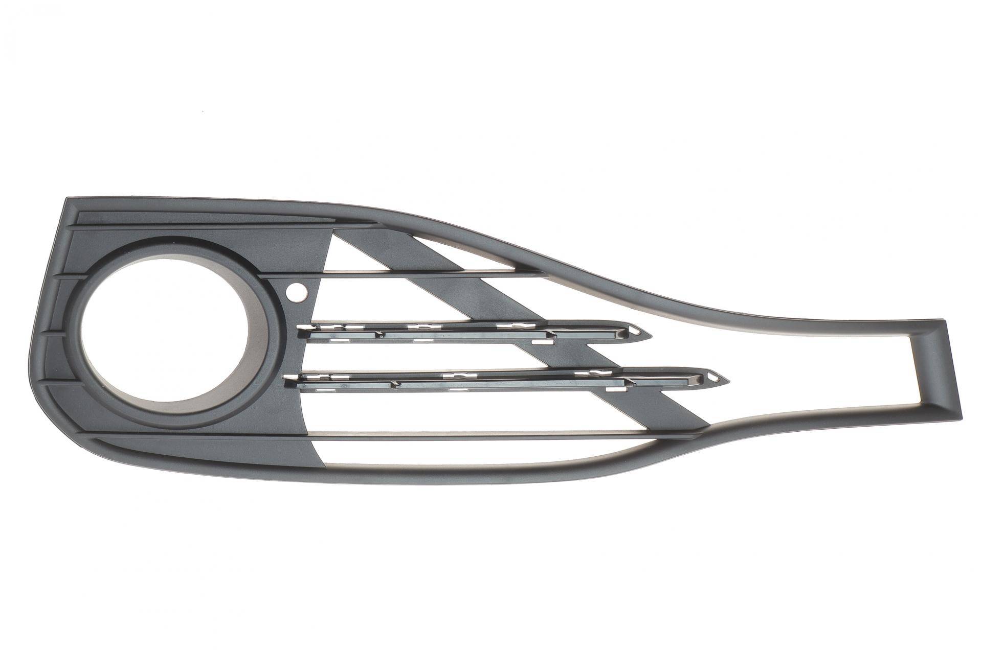 Вставка бампера (під протитуманку) BMW 4 (F32/F33/F36) 14- (R)