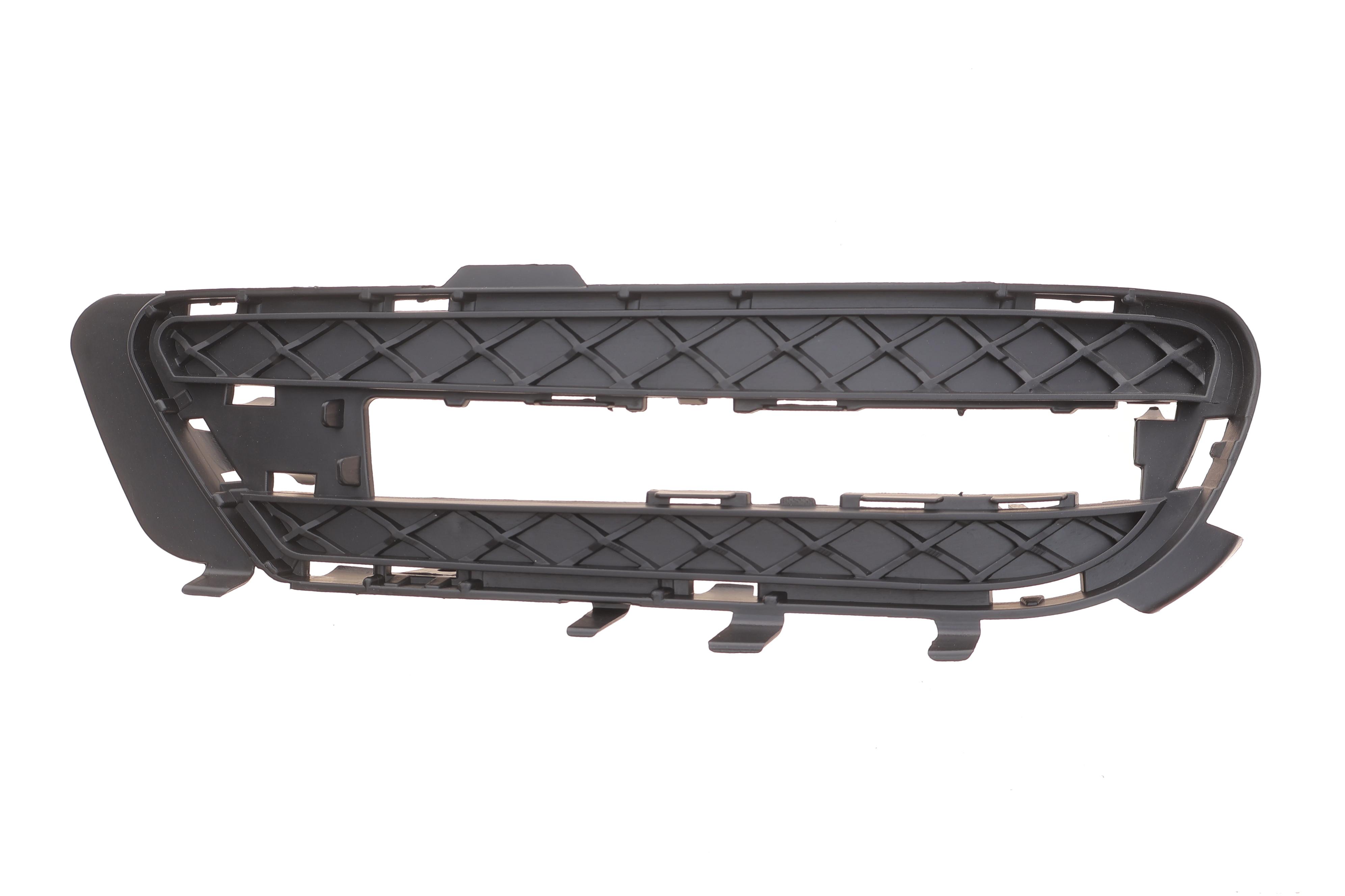 Решітка бампера MB E-class (W212) 10-11 (R)