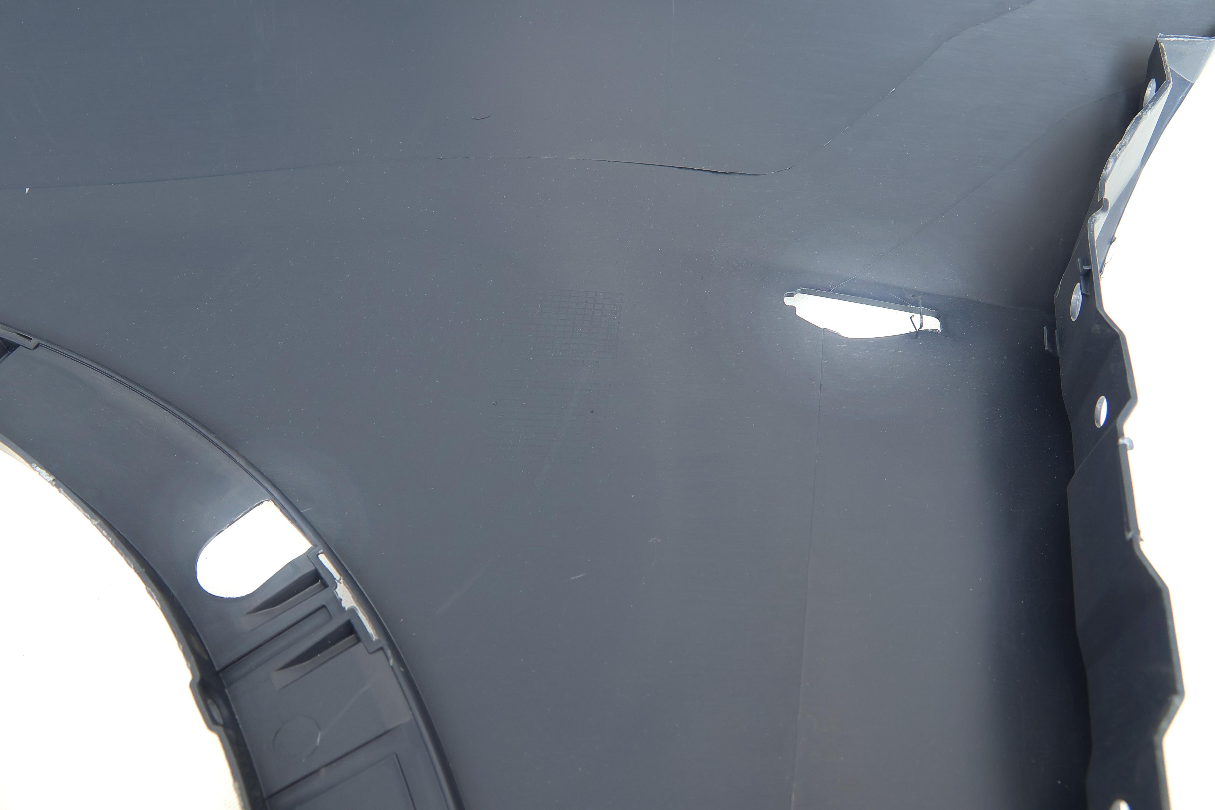 Крило (переднє/R) BMW X5 (E70) 06-13 (з отв. під форсунку омивача/отв. для вказ.повороту)