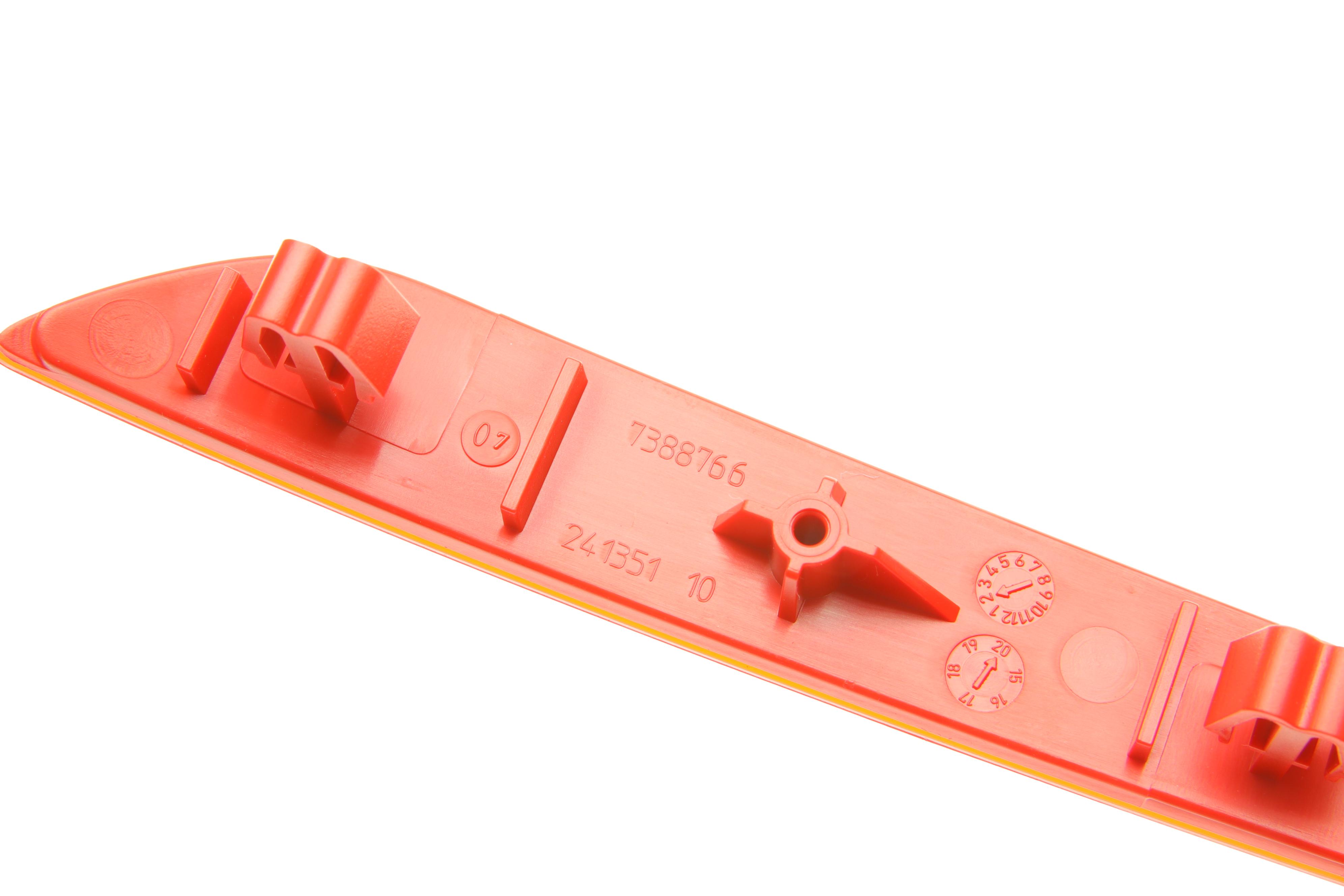 Світловідбивач бампера (заднього) BMW 5 (G30) 16- (R)