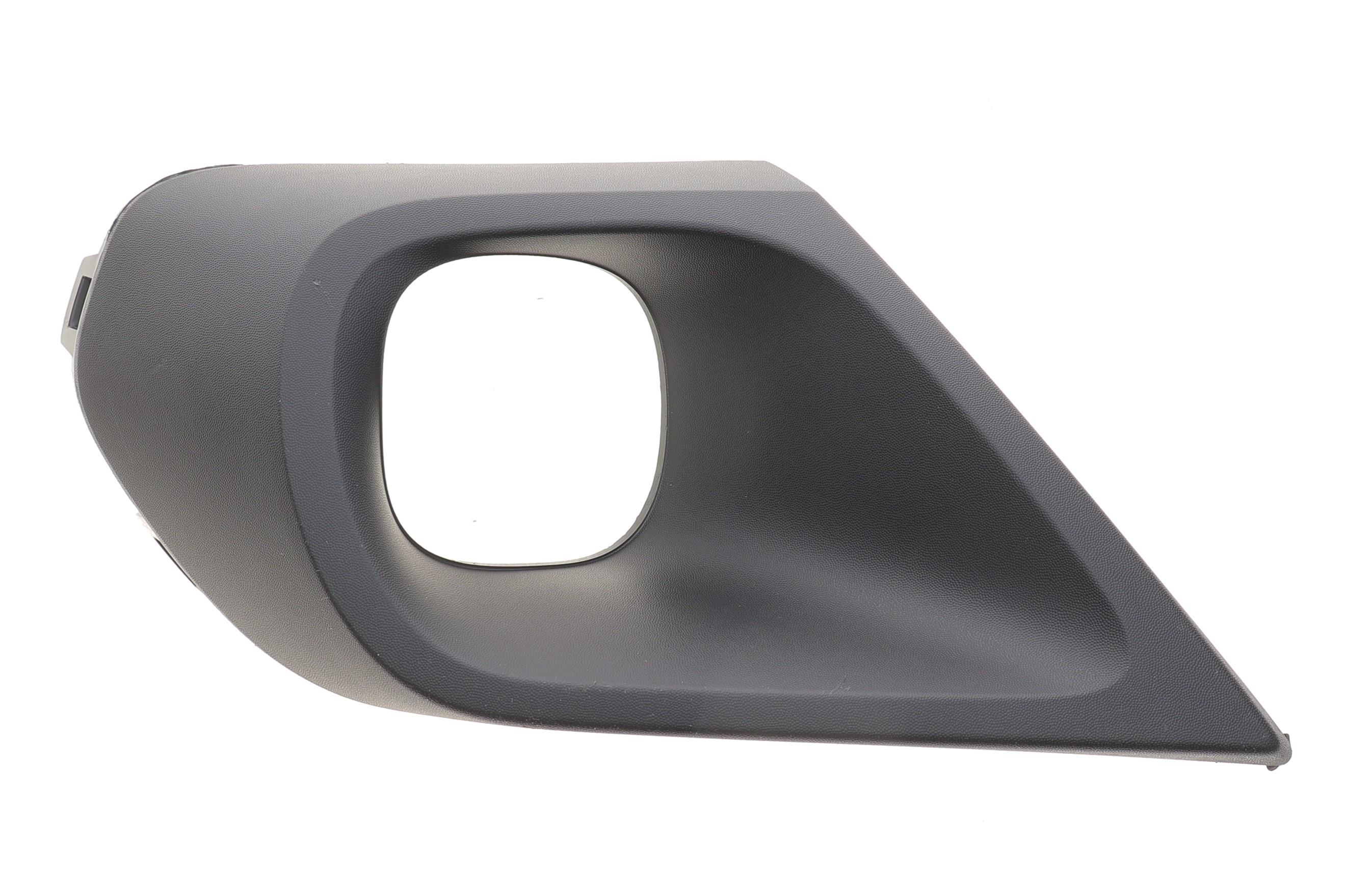 Вставка бампера (під протитуманку) Renault Duster II 17- (L)