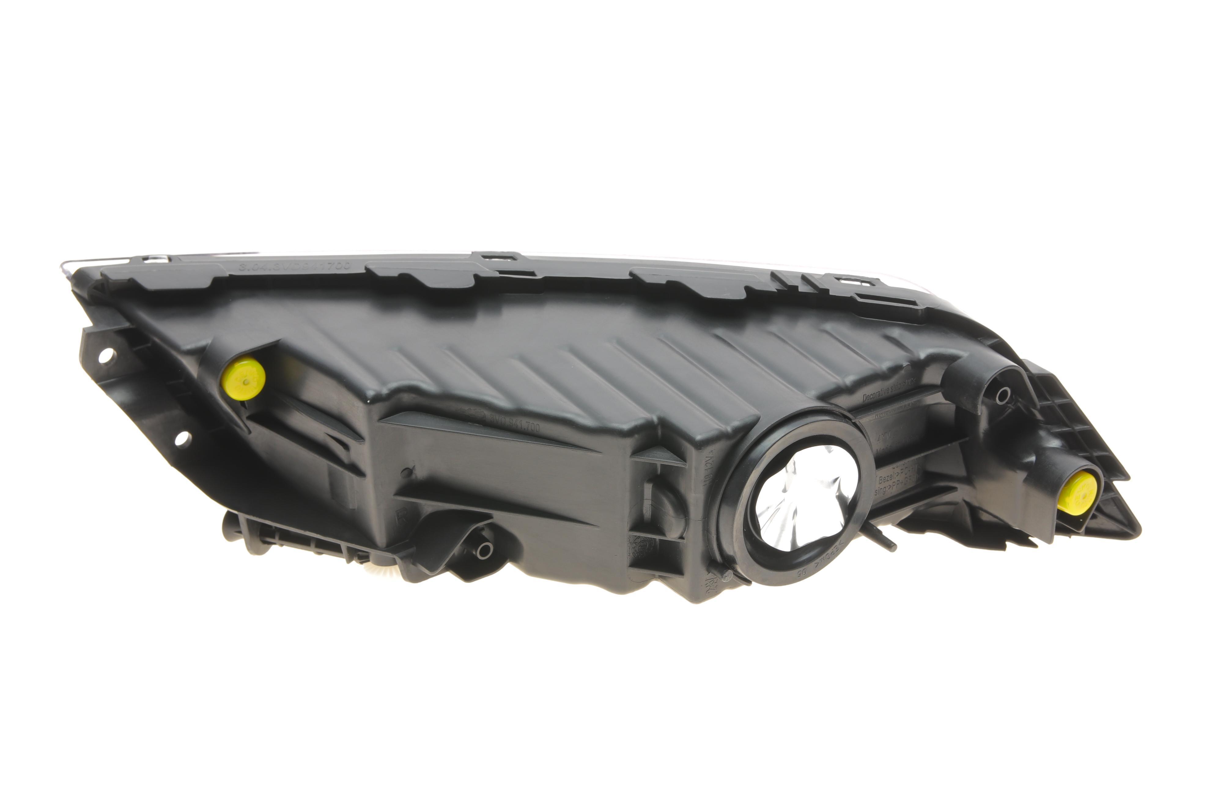 Фара протитуманна Skoda Superb 16- (R)