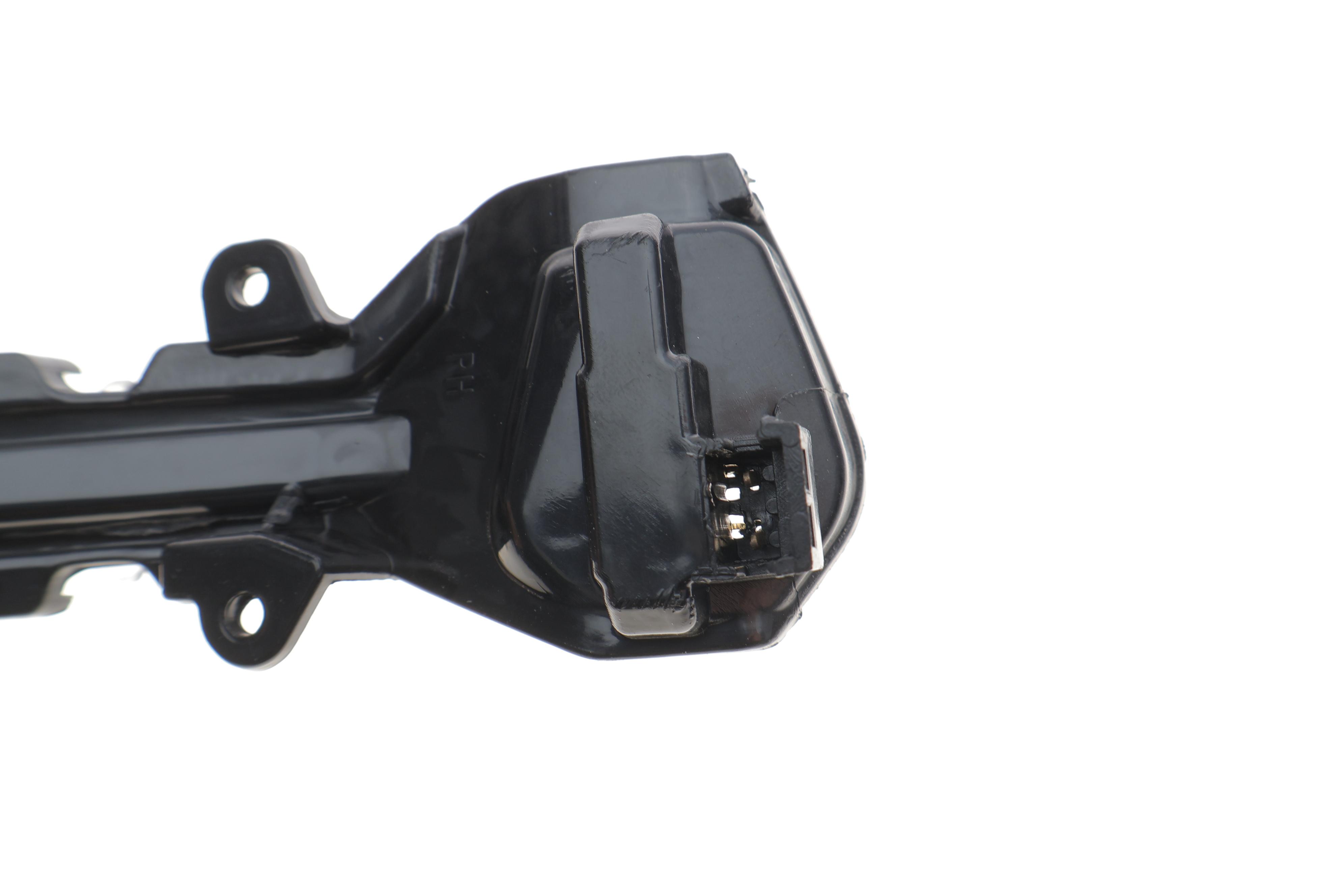 Повторювач повороту на дзеркало Seat Leon 12-20 (R)