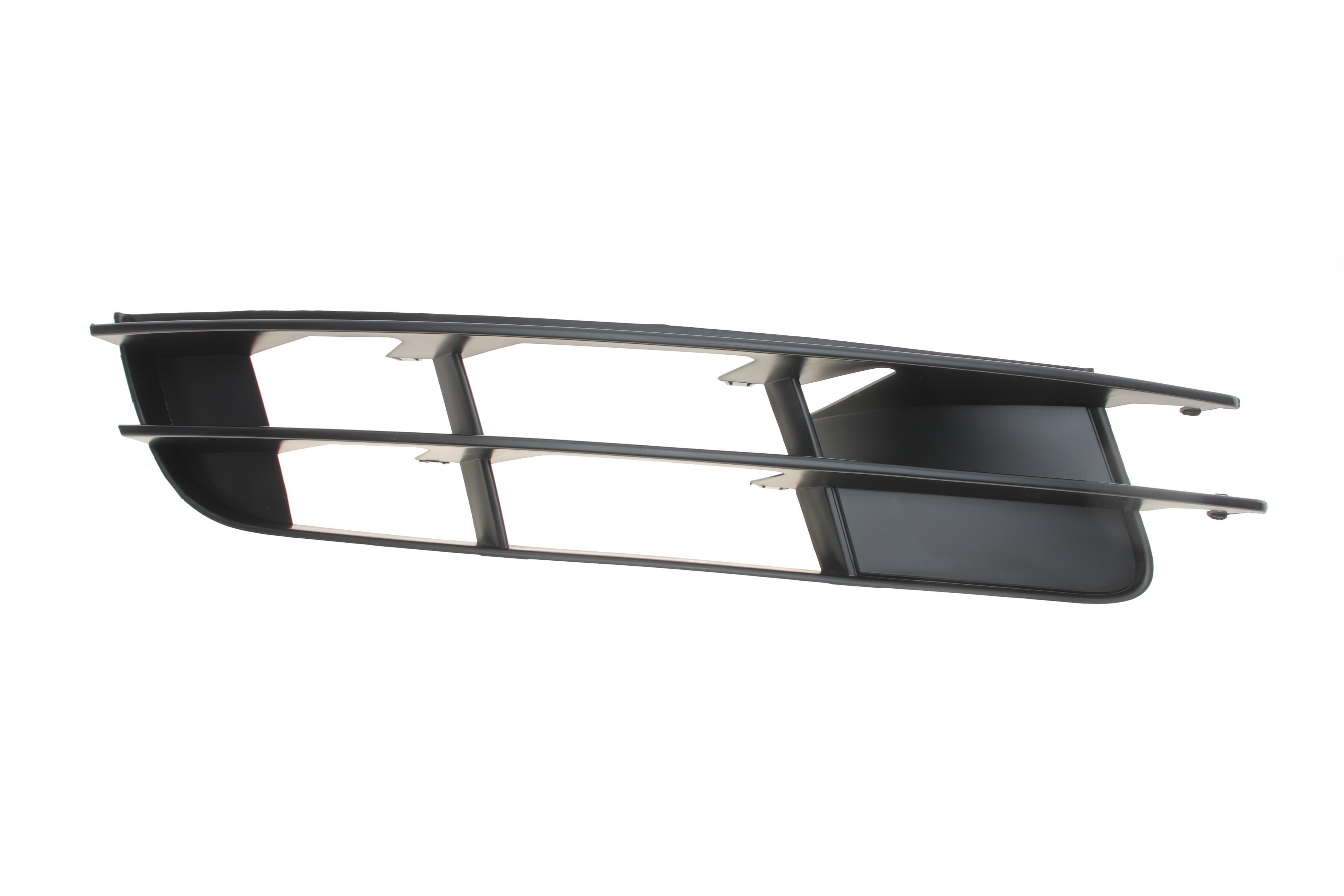 Вставка бампера (без протитуманки) Audi Q7 06-10 (R)