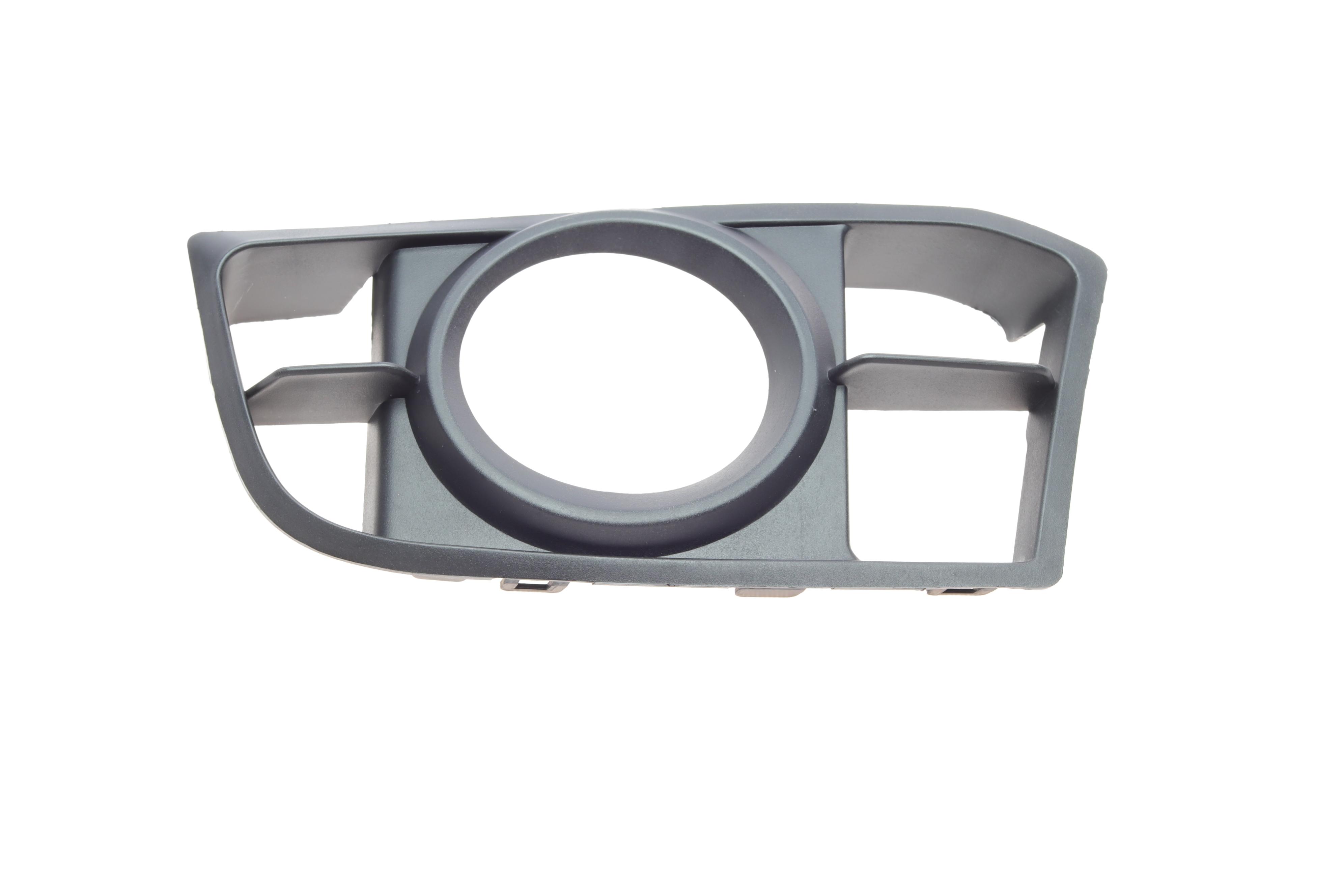 Вставка бампера (під протитуманку) BMW 5 (F10/F11) 09-17 (M-Technic) (L)