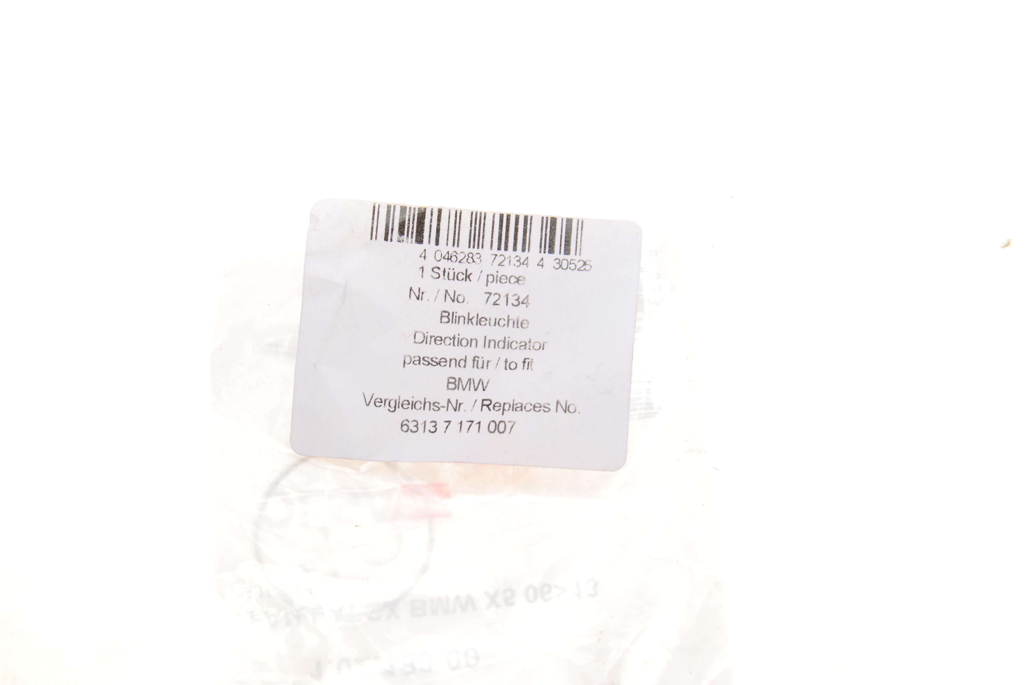 Повторювач повороту на крило BMW X5 (E70) 06-13 (L)