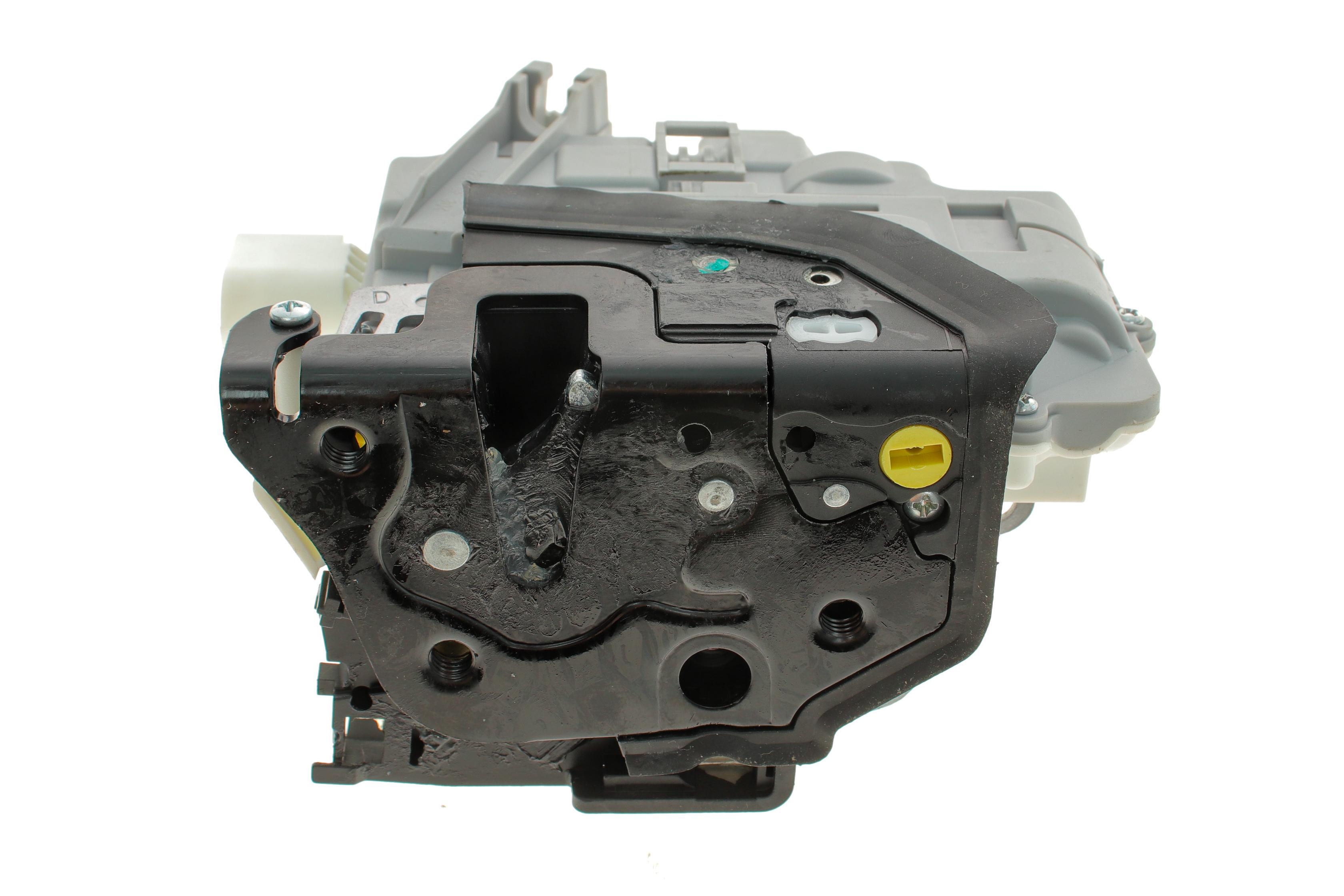 Замок дверей (передніх/R) Seat Altea 04-15