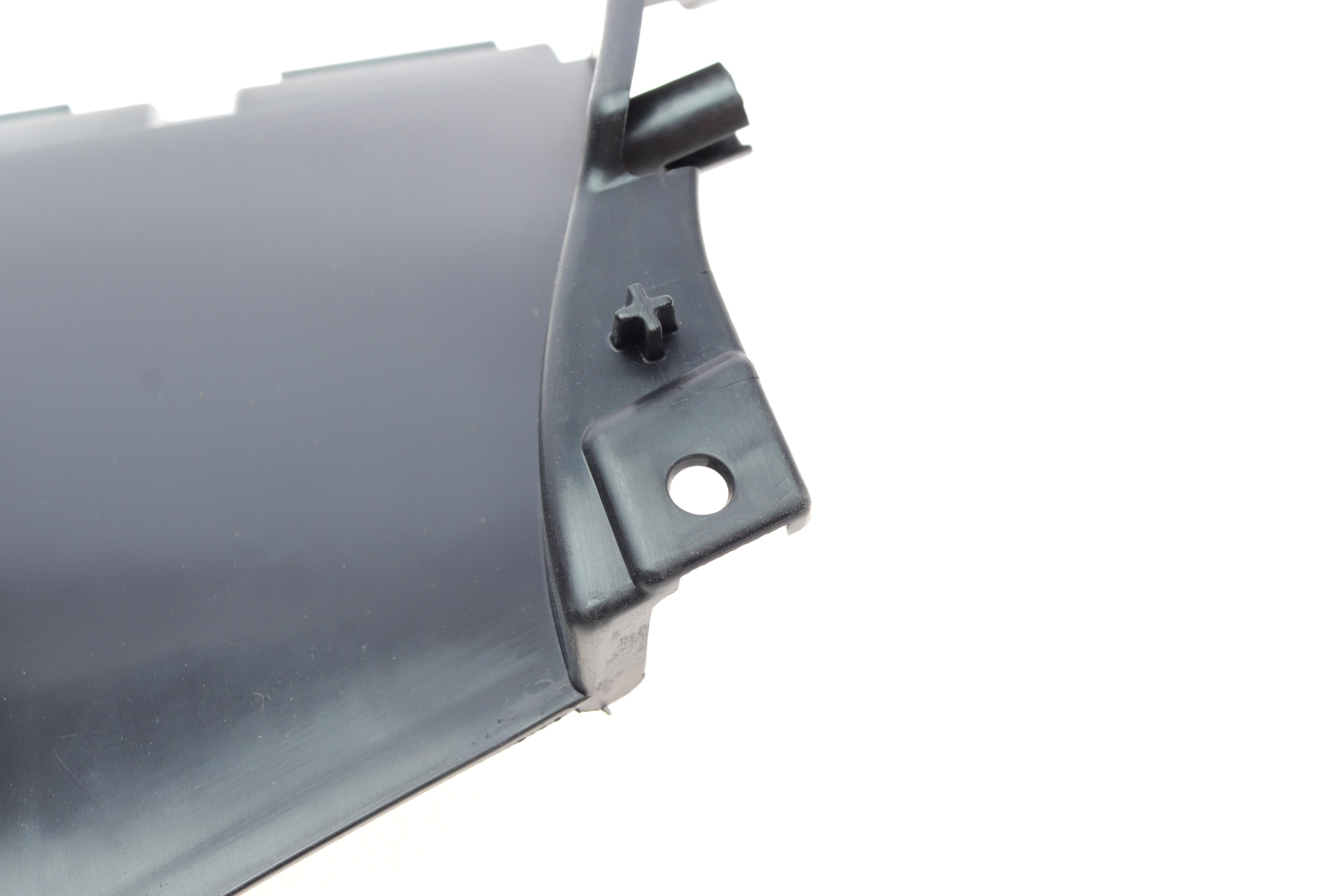 Повітропровід бампера BMW X5 (G05) 18- (R)