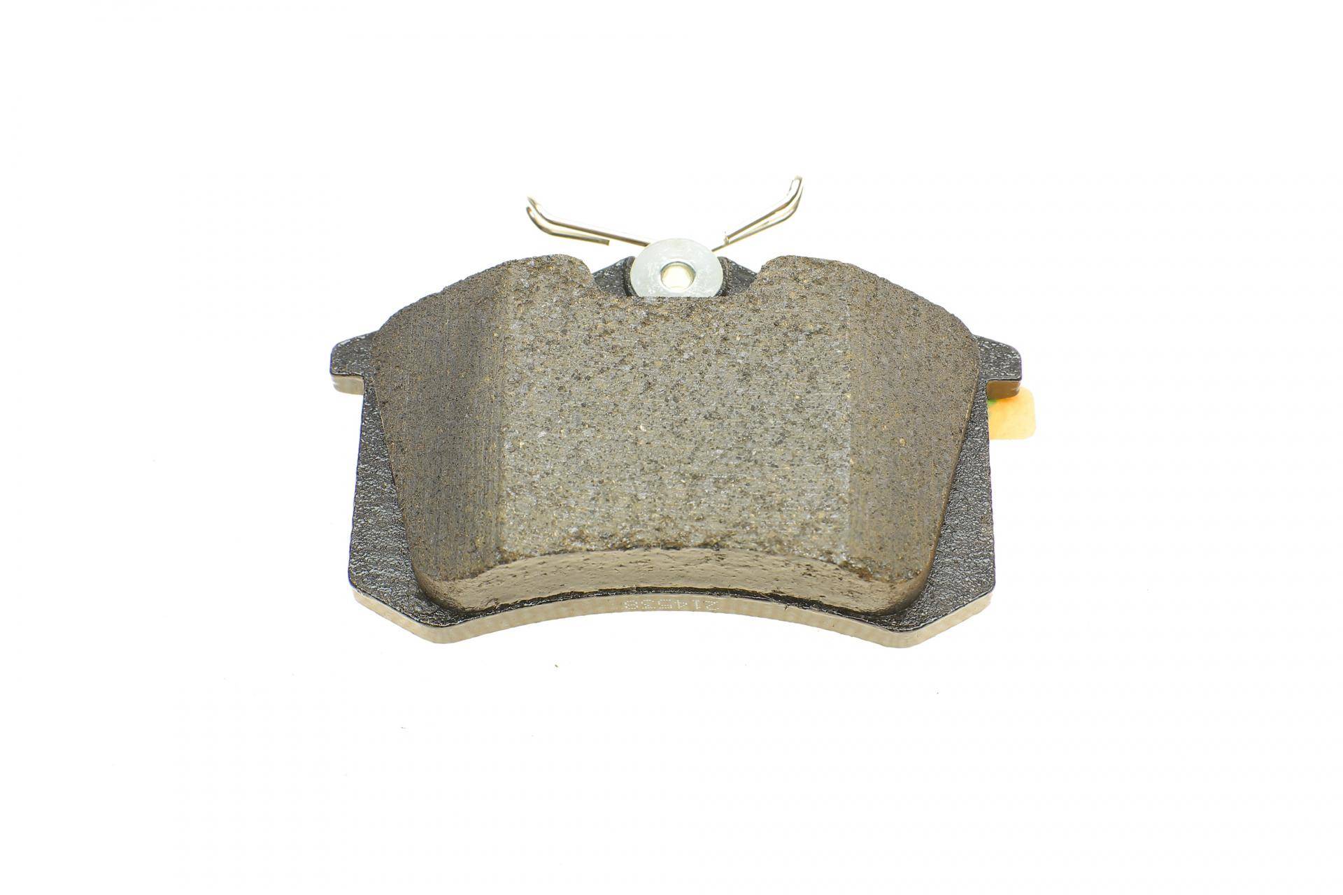 Колодки гальмівні (задні) VW Caddy 04-15/Golf 97-16/Passat B5 96-05/Skoda Fabia/Citroen/Peugeot 99-