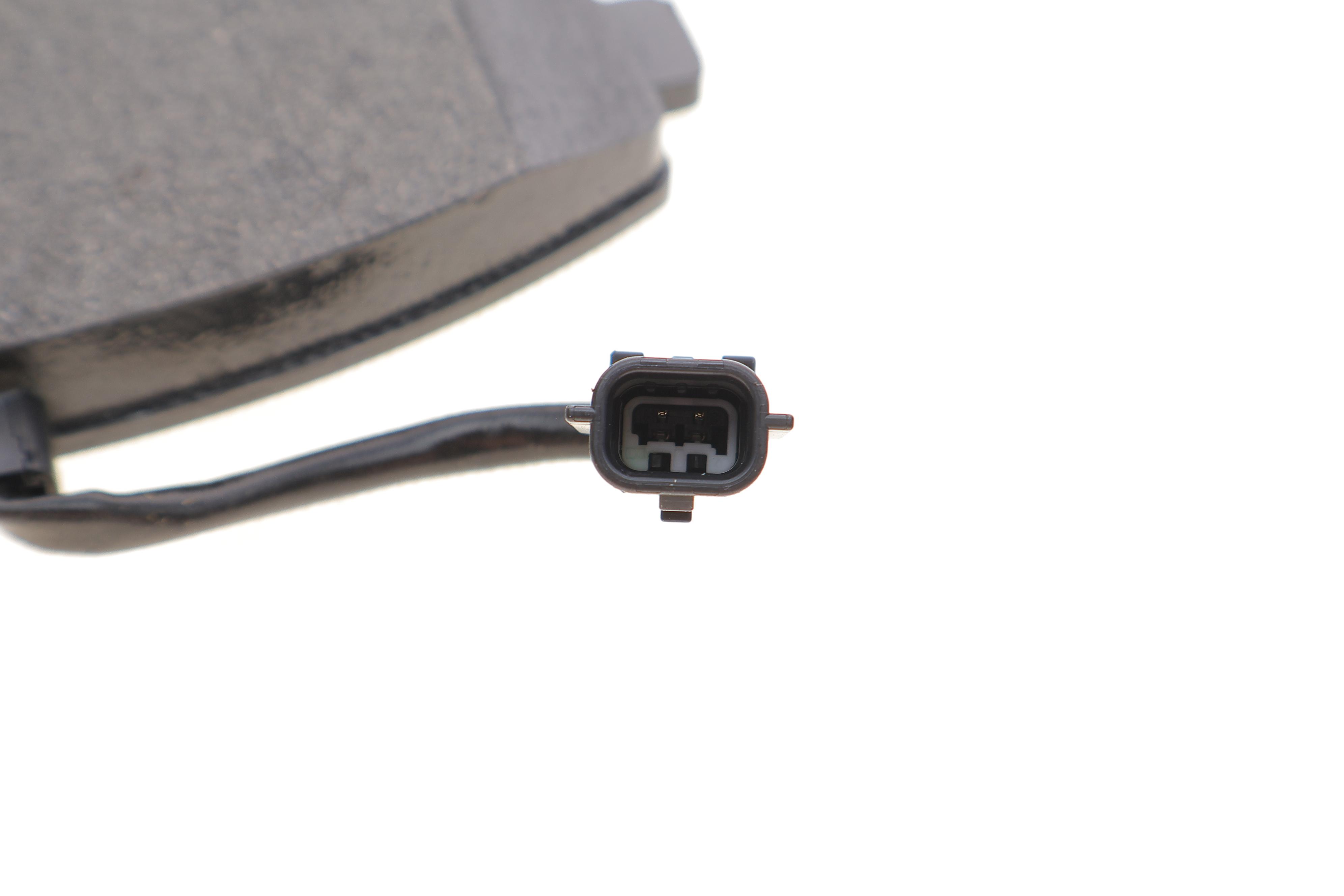 Колодки гальмівні (передні) Renault Master III/Opel Movano B 10- (Brembo) Q+ (з датчиком)