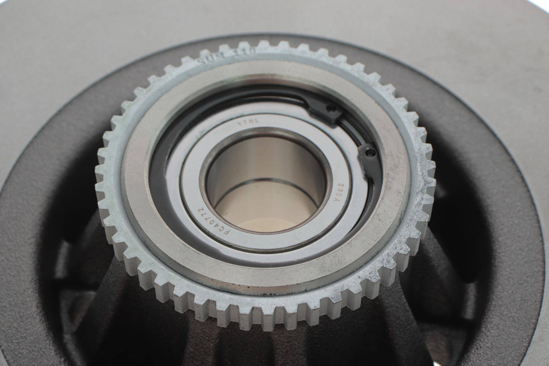 Диск гальмівний (задній) Renault Trafic/Opel Vivaro/Nissan 01- (280х12) (повний) (з підшипником)