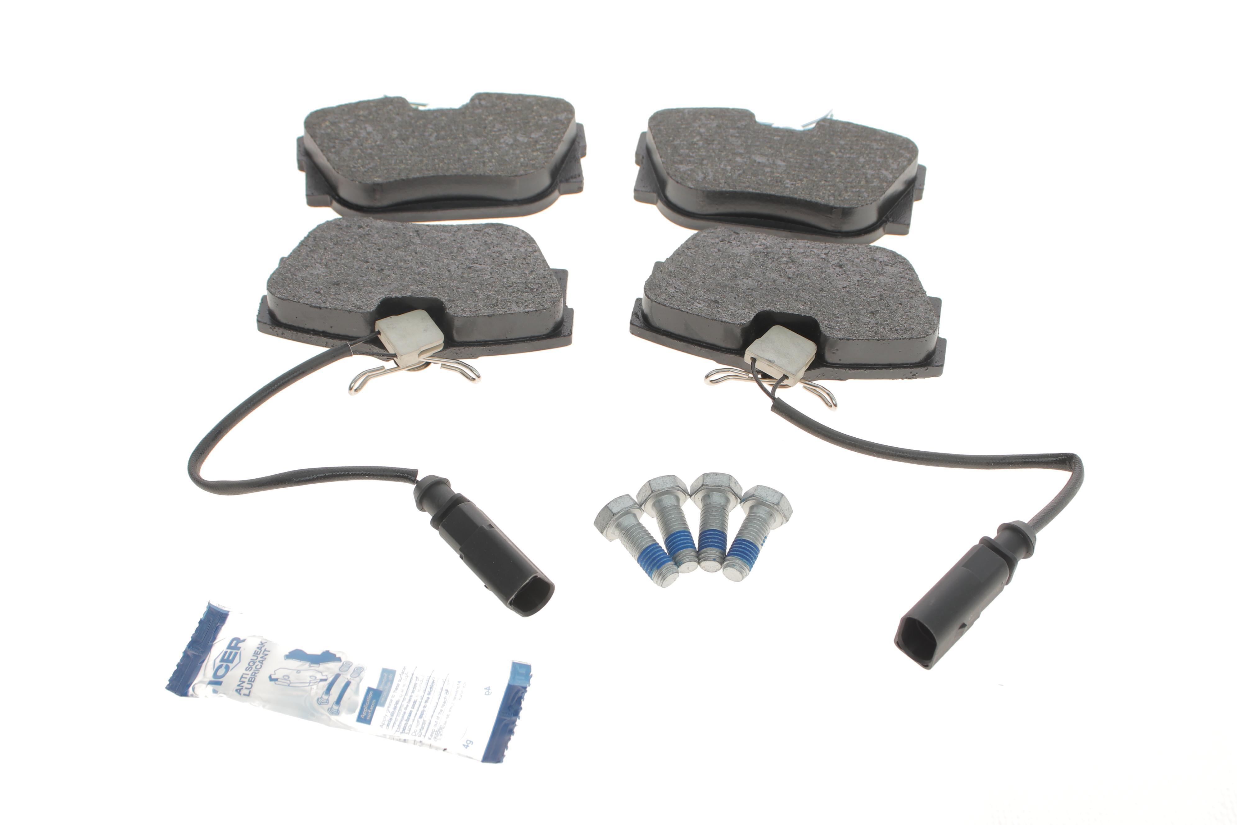 Колодки гальмівні (задні) Ford Galaxy 00-06/Seat Alhambra 97-10/VW T4 90-03/Sharan 95-10 (+датчики)