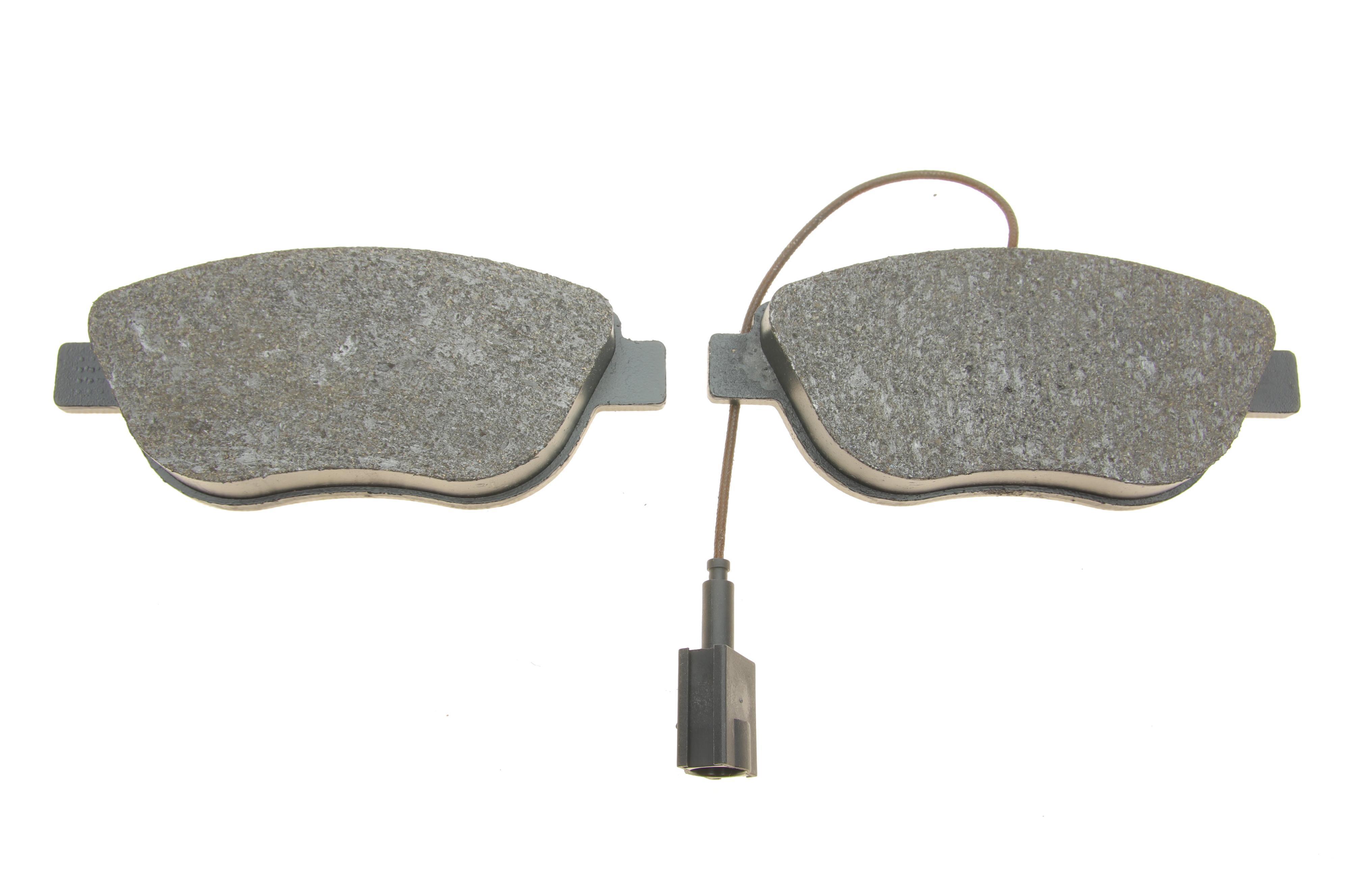 Колодки гальмівні (передні) Fiat Doblo 01-/Fiorino/Qubo/Punto 09-/Idea 05-/Opel Combo 12- (+датчик)