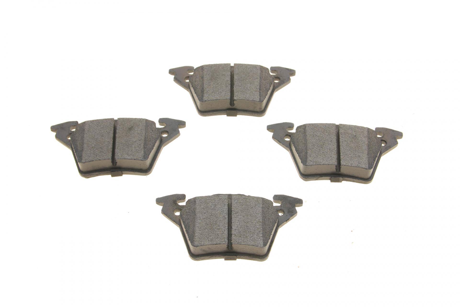 Колодки гальмівні (задні) MB Vito (W638) CDI 98- (Bosch)