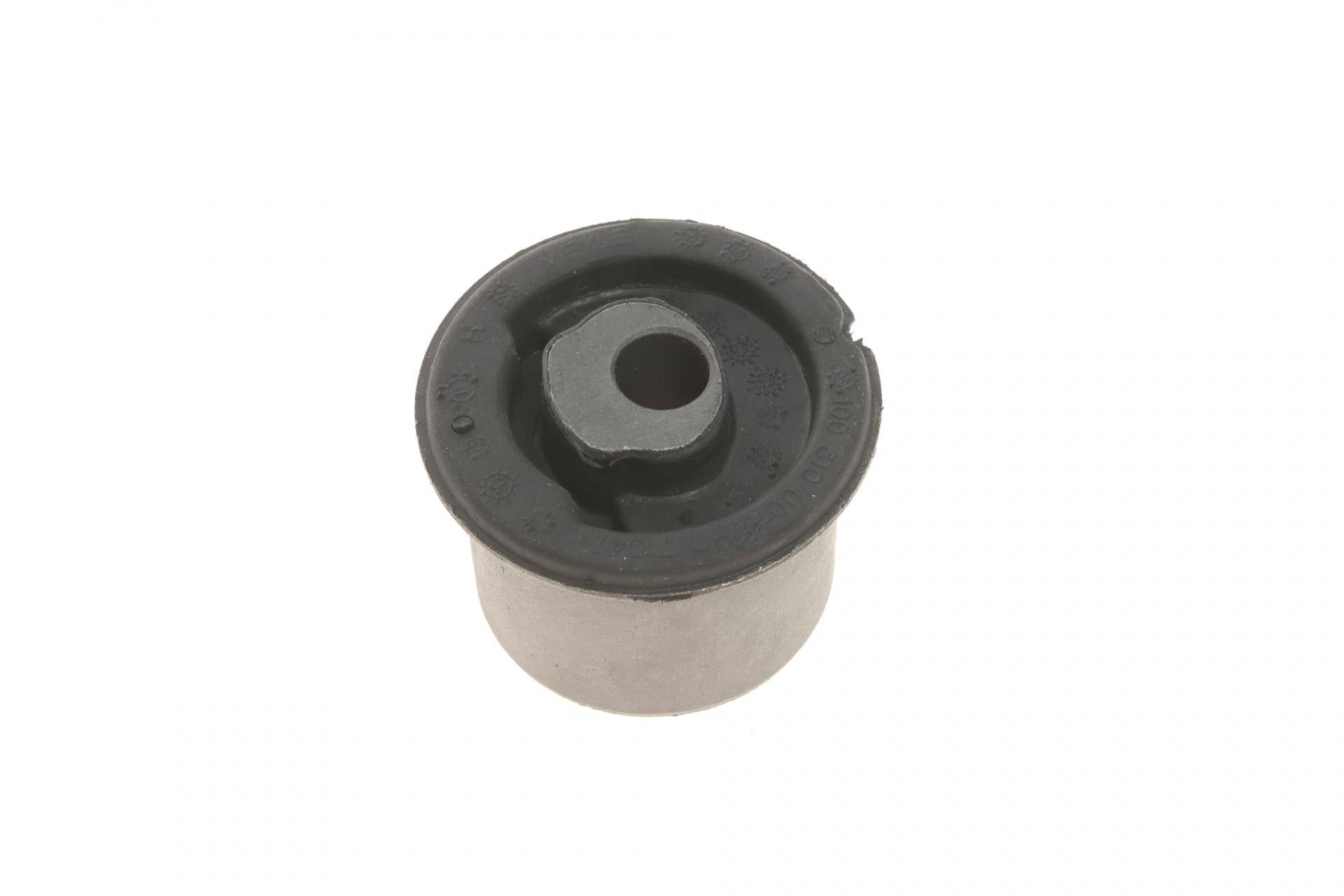 Сайлентблок важеля (переднього/знизу/ззаду) VW Touareg/Audi Q7/Porsche Cayenne 02-