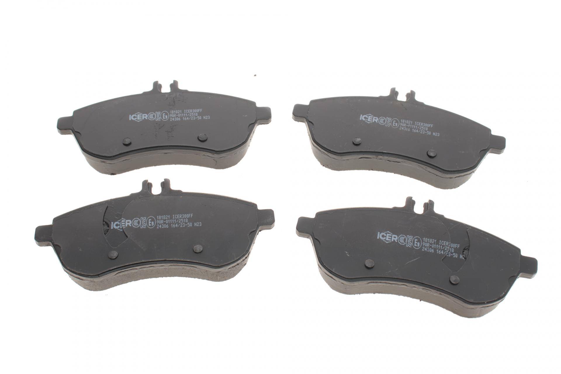 Колодки гальмівні (передні) MB C-class (W204/W205) 07-/E-class (W212) 09-16/SLK (R172) 11-