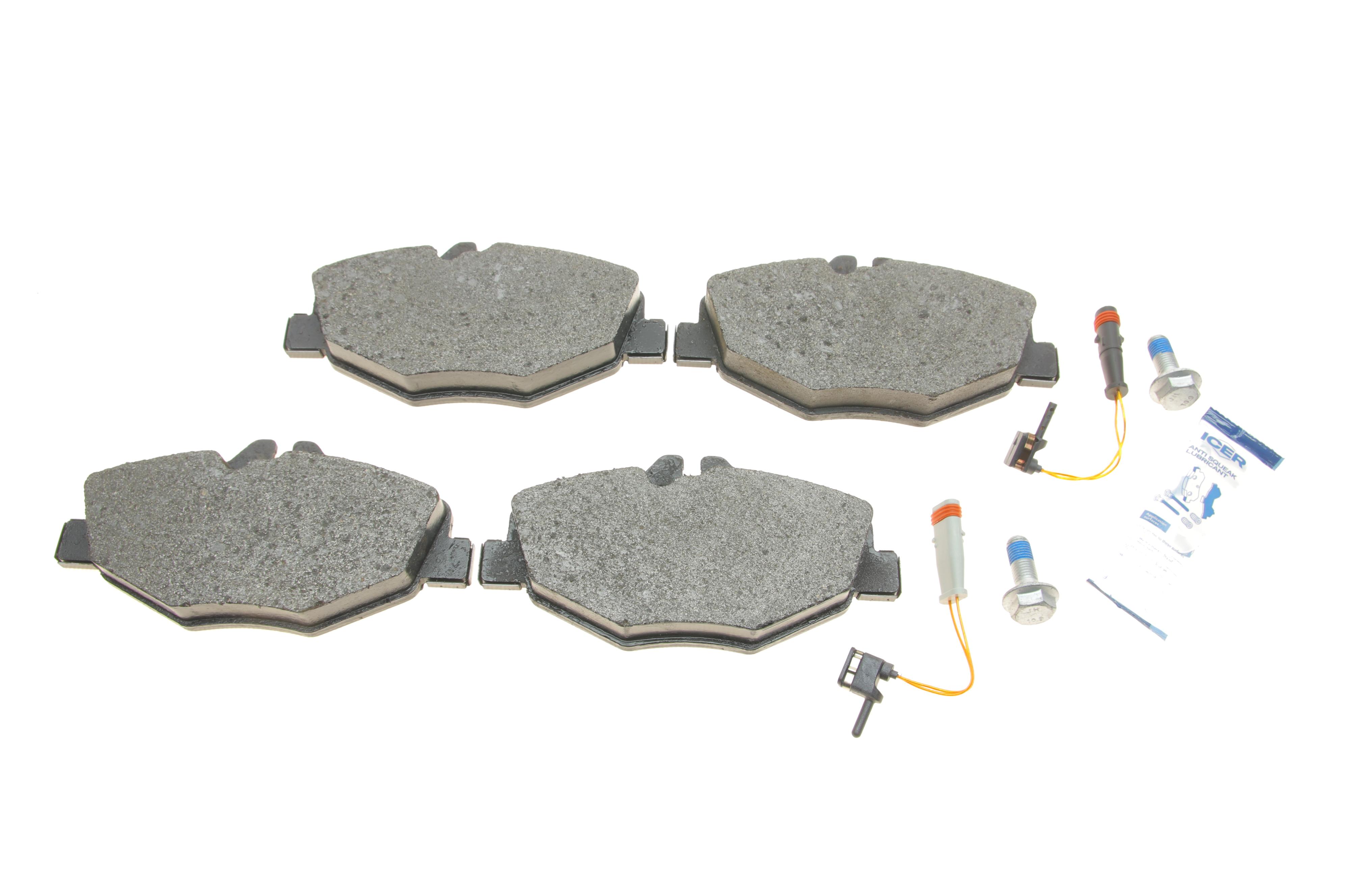 Колодки гальмівні (передні) MB E-class (W211/S211) 02-09 (+датчики)