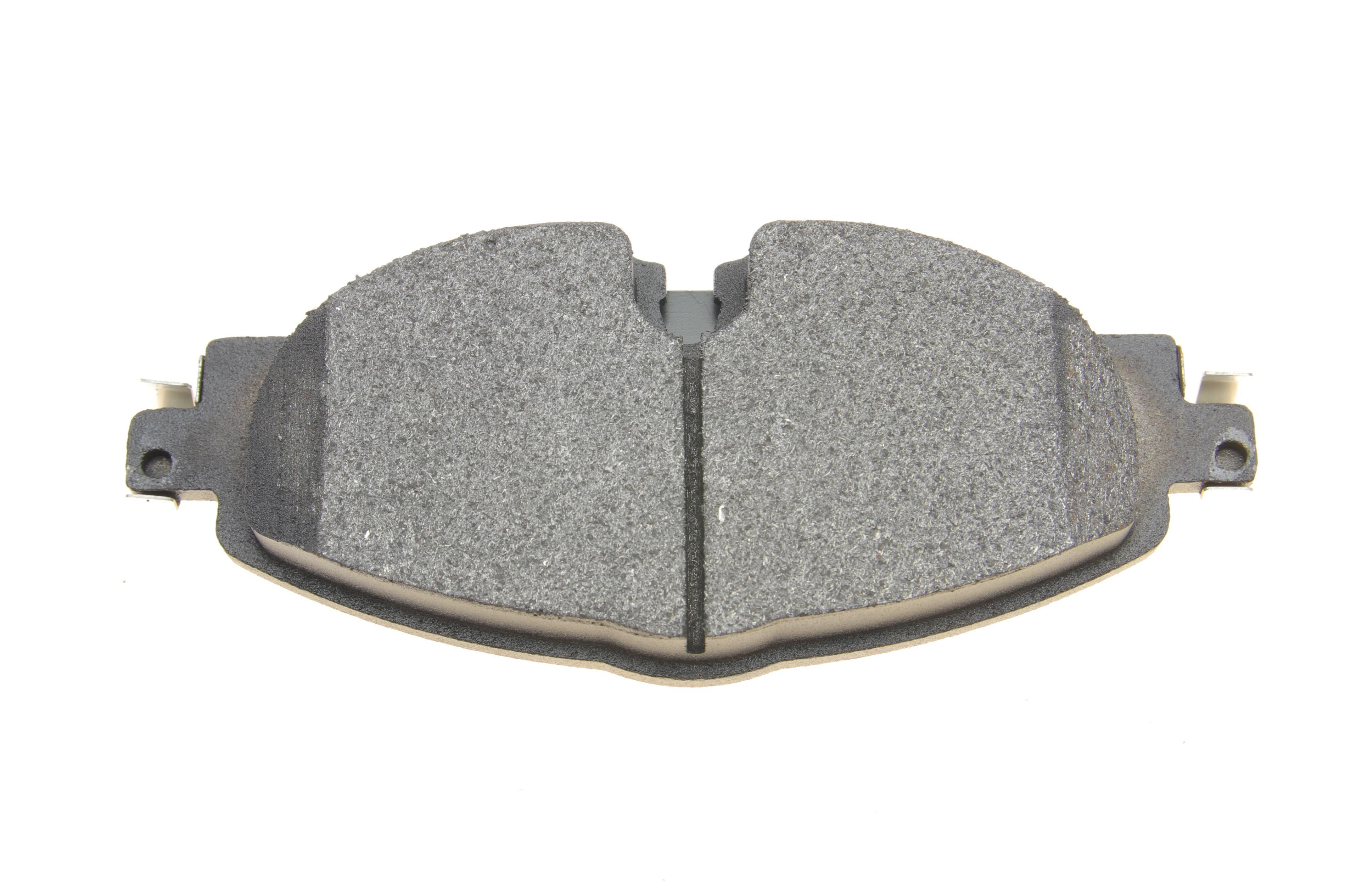 Колодки гальмівні (передні) Audi A3/Q2/Q3/Seat/Skoda Octavia/Kodiaq/VW Golf/Passat B8 12- (+датчик)