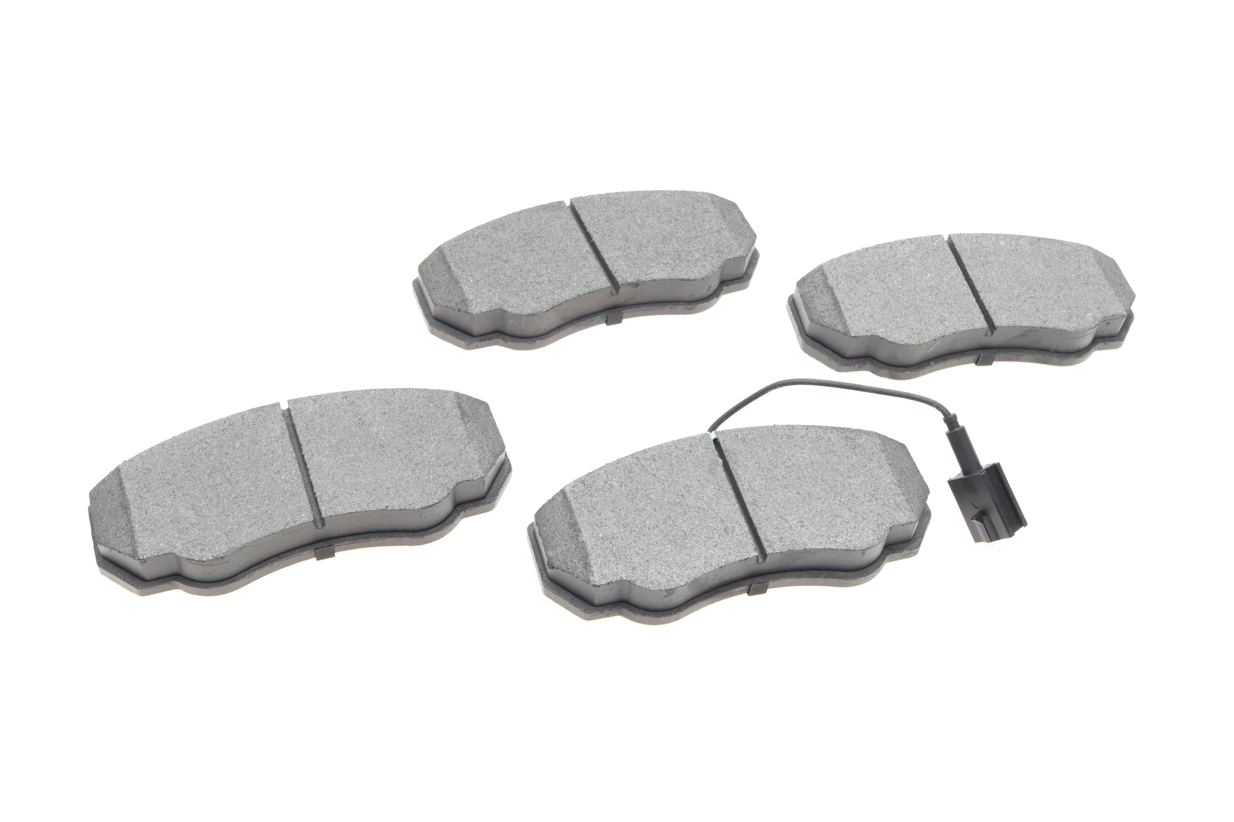 Колодки гальмівні (передні) Citroen Jumper/Fiat Ducato/Peugeot Boxer 02- R15 (Brembo)